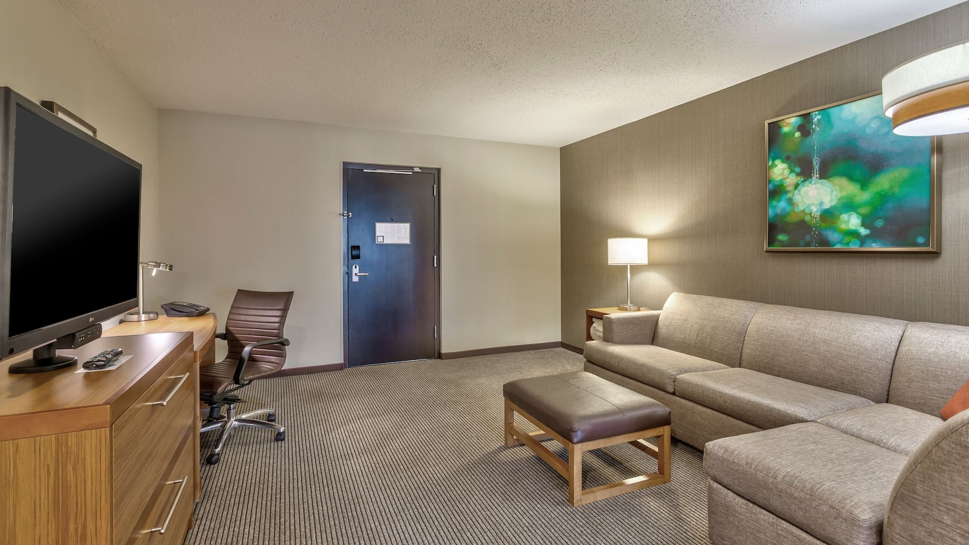 Hyatt Place Minneapolis/Downtown King Sofa