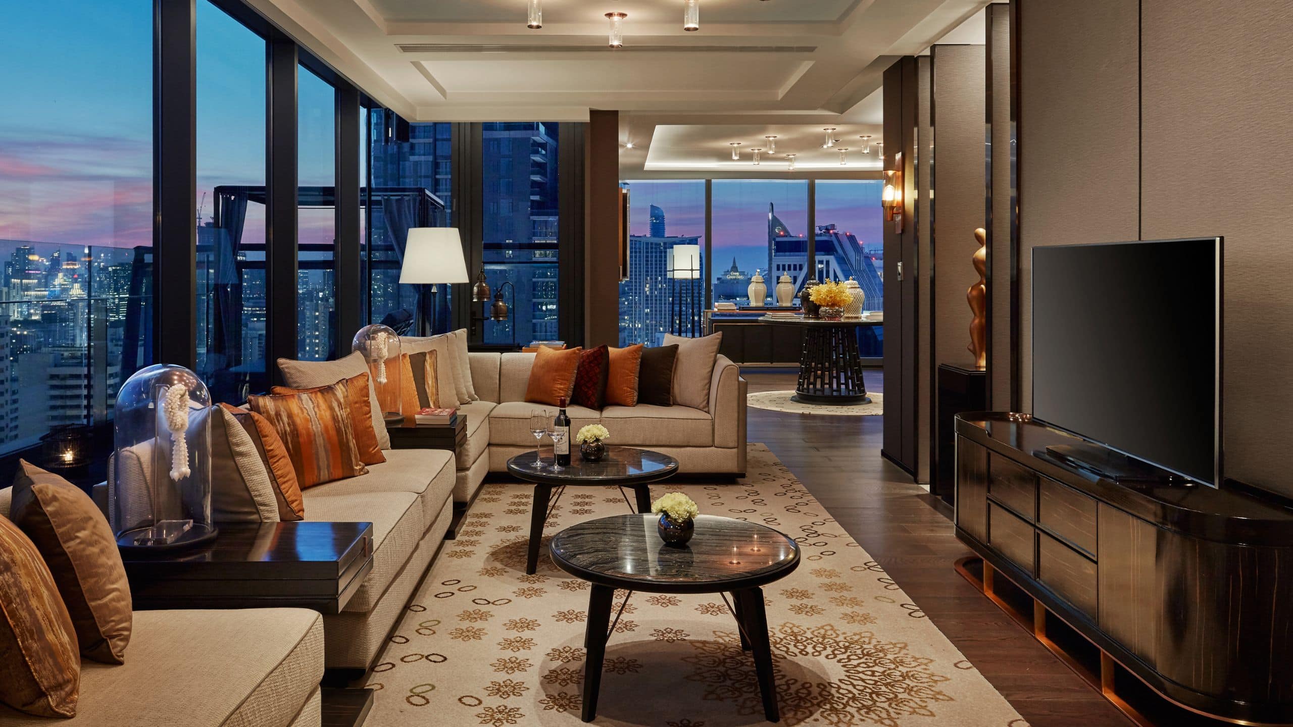 Hyatt Regency Bangkok Sukhumvit Presidential Suite Living Room