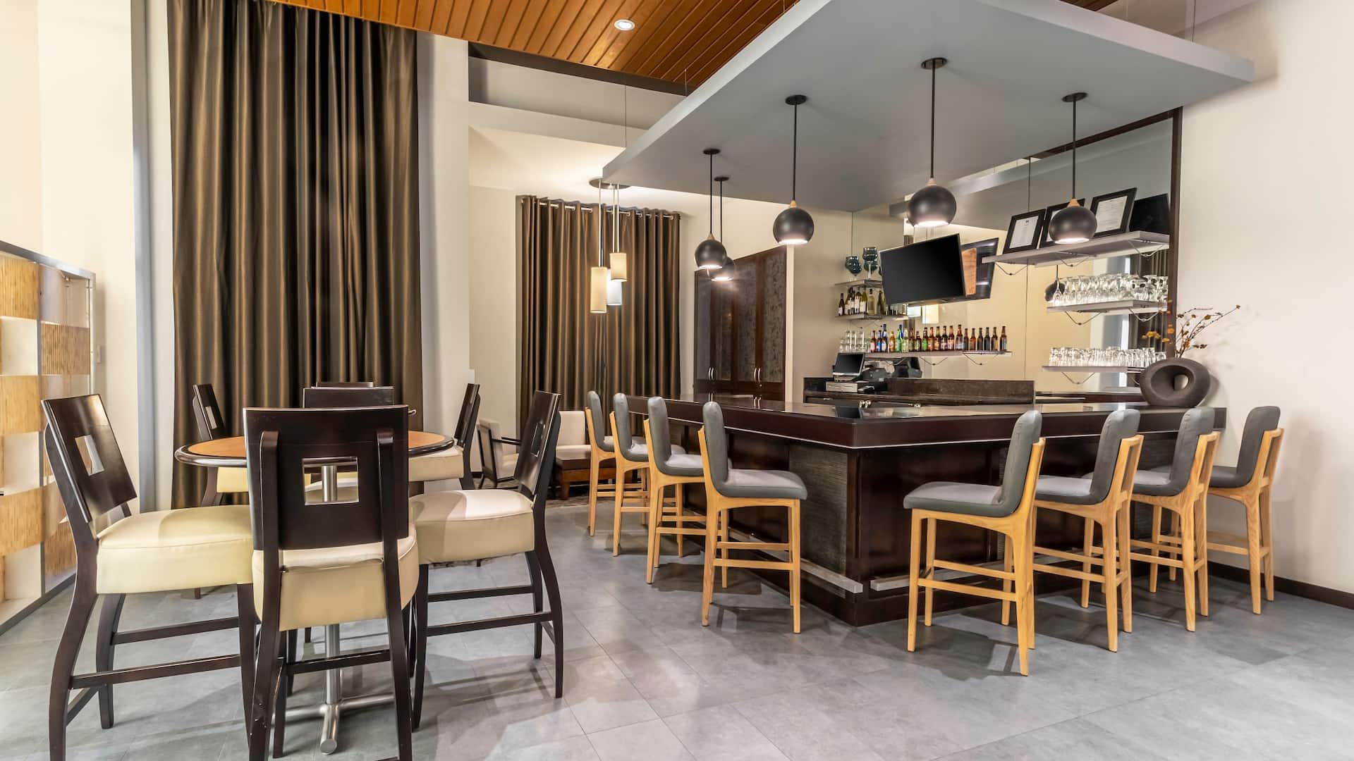 1 of 1 Hyatt House Richmond / Short Pump H Bar