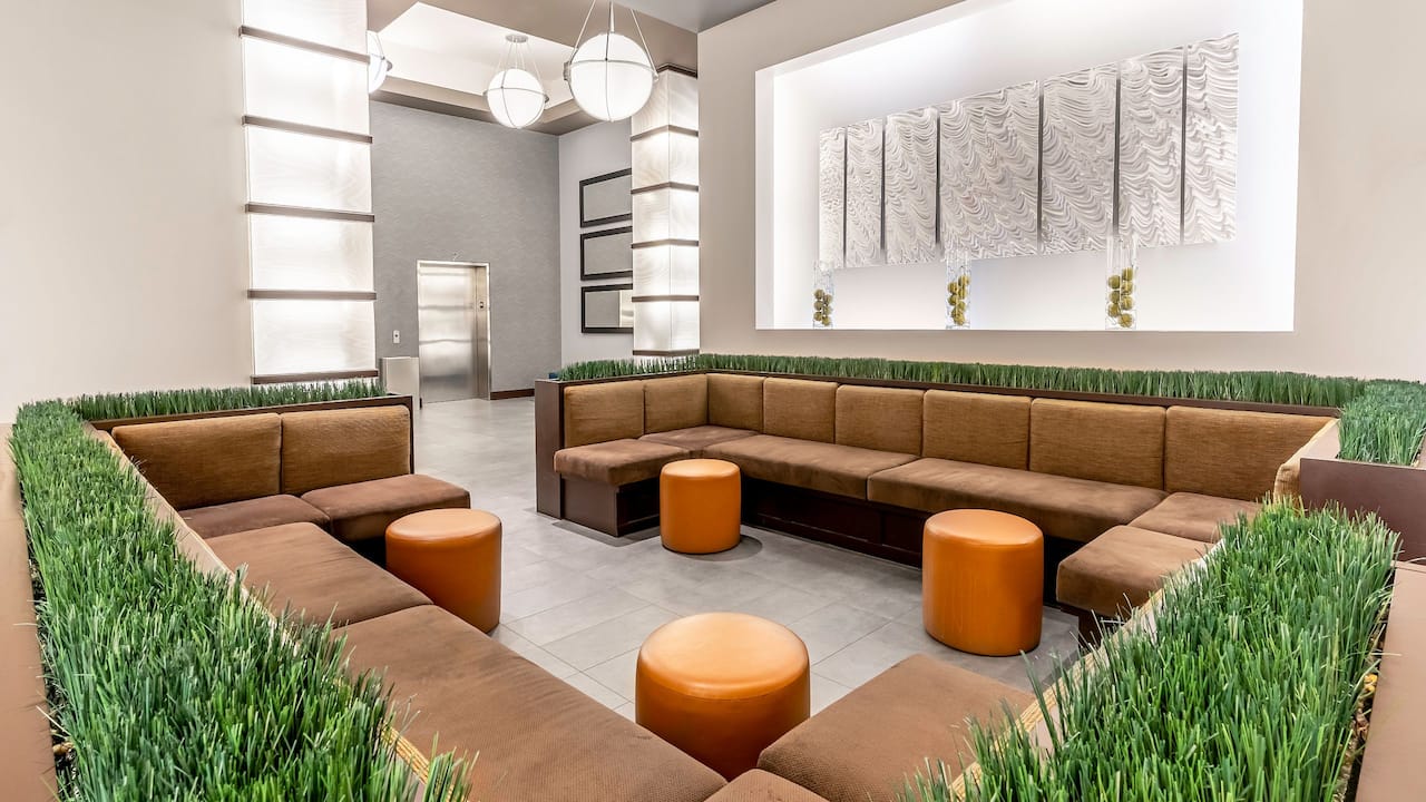 Lobby seating with common area at Hyatt House Richmond / Short Pump