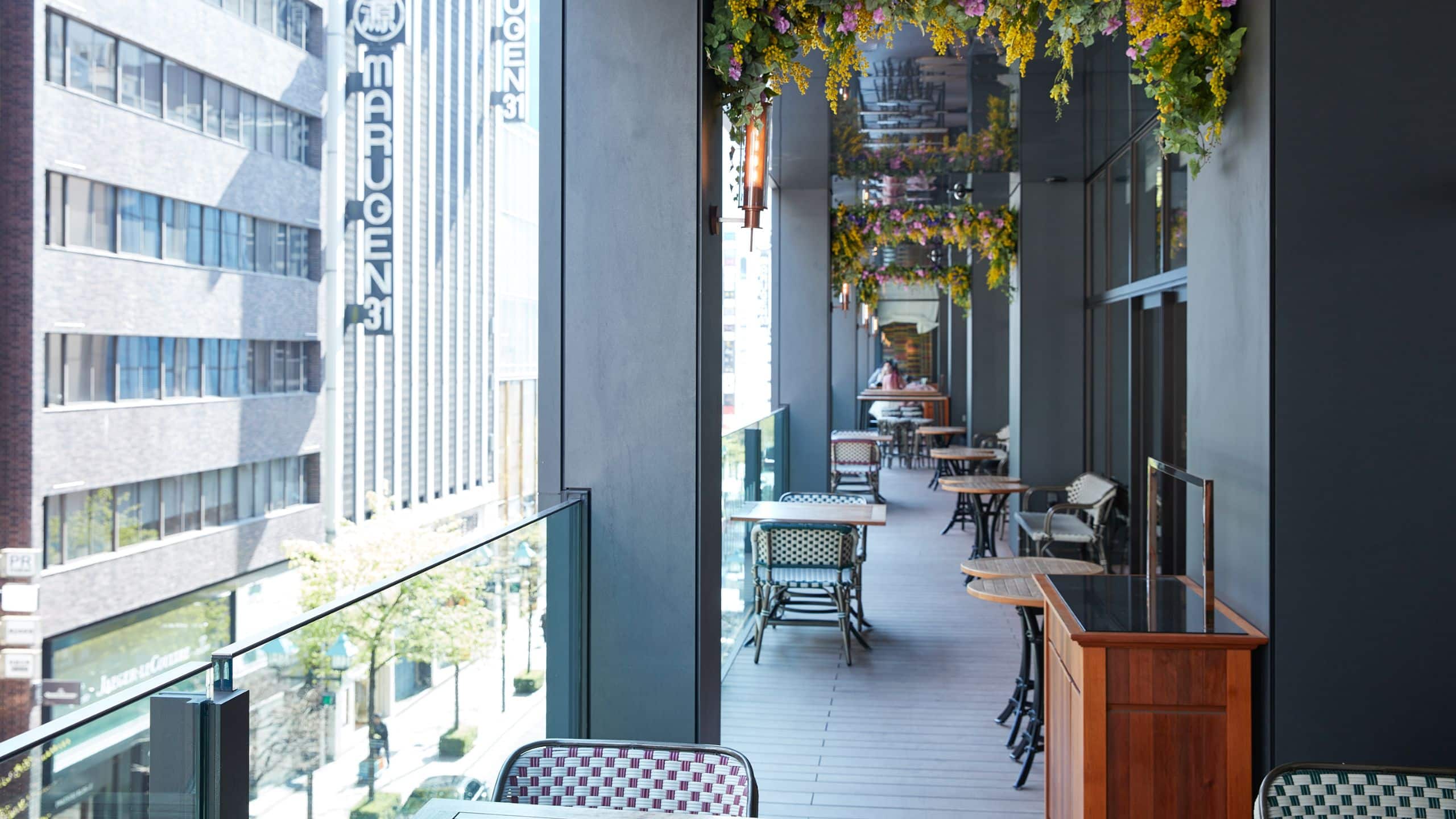 Hyatt Centric Ginza Tokyo NAMIKI667 NAMIKI Blooming Terrace Deco Tables