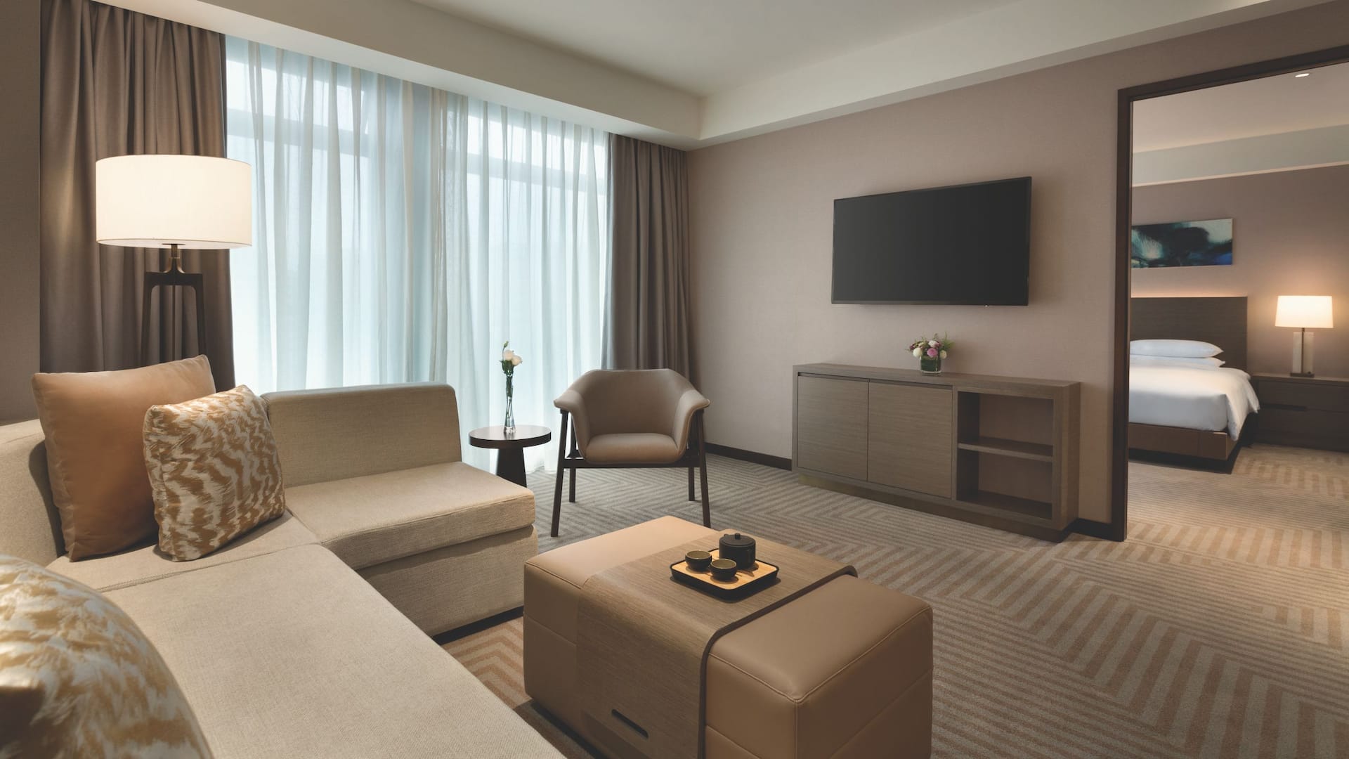 Hyatt House Chengdu Pebble Walk Kitchen Suite King Bed w Sofa Bed
