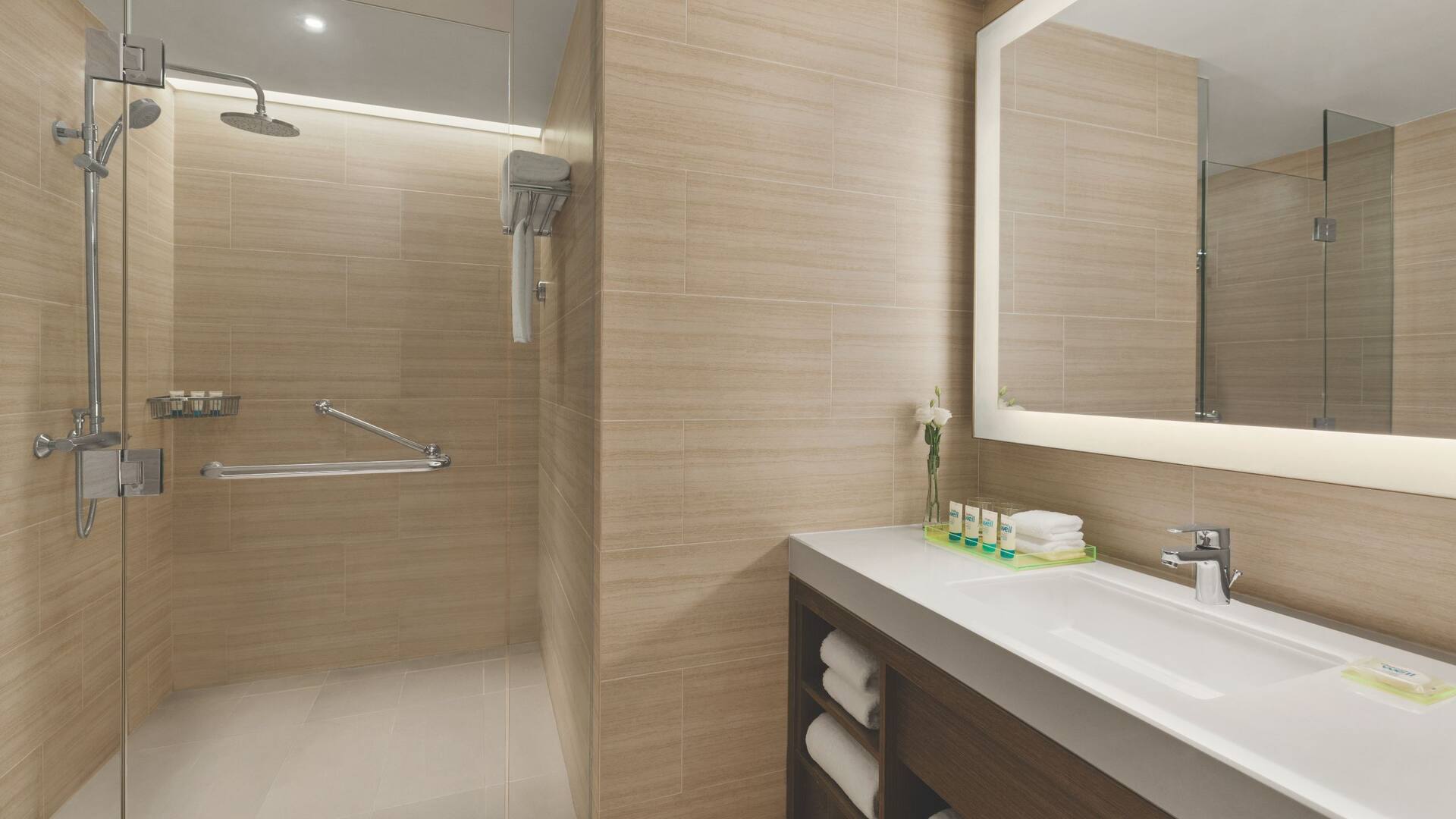 4 of 4 Hyatt House Chengdu Pebble Walk Kitchen Suite King Bed Bathroom