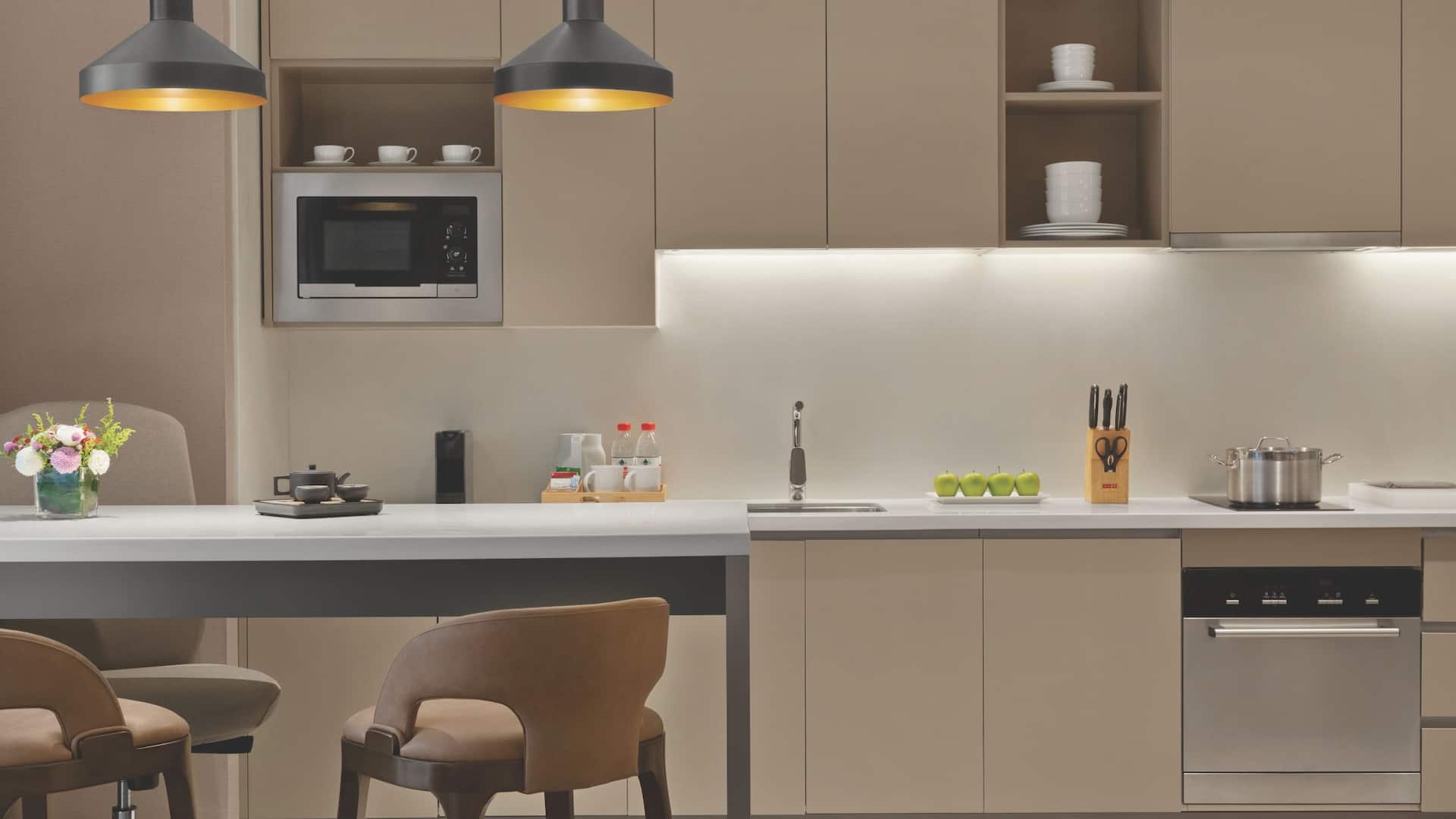 Hyatt House Chengdu Pebble Walk 2 BDRM Kitchen Suite w One K Bed Plus Two Twin Beds