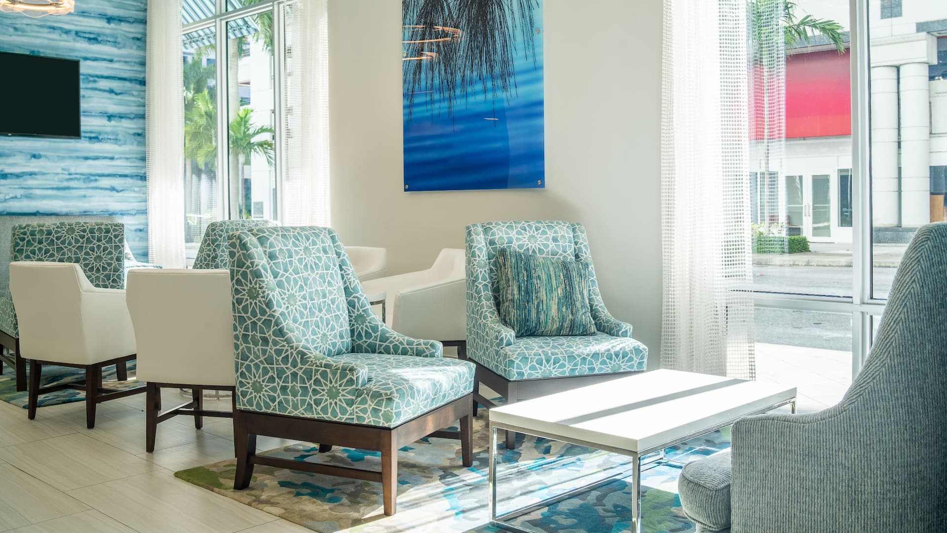Hyatt Place West Palm Beach/Downtown Sofas