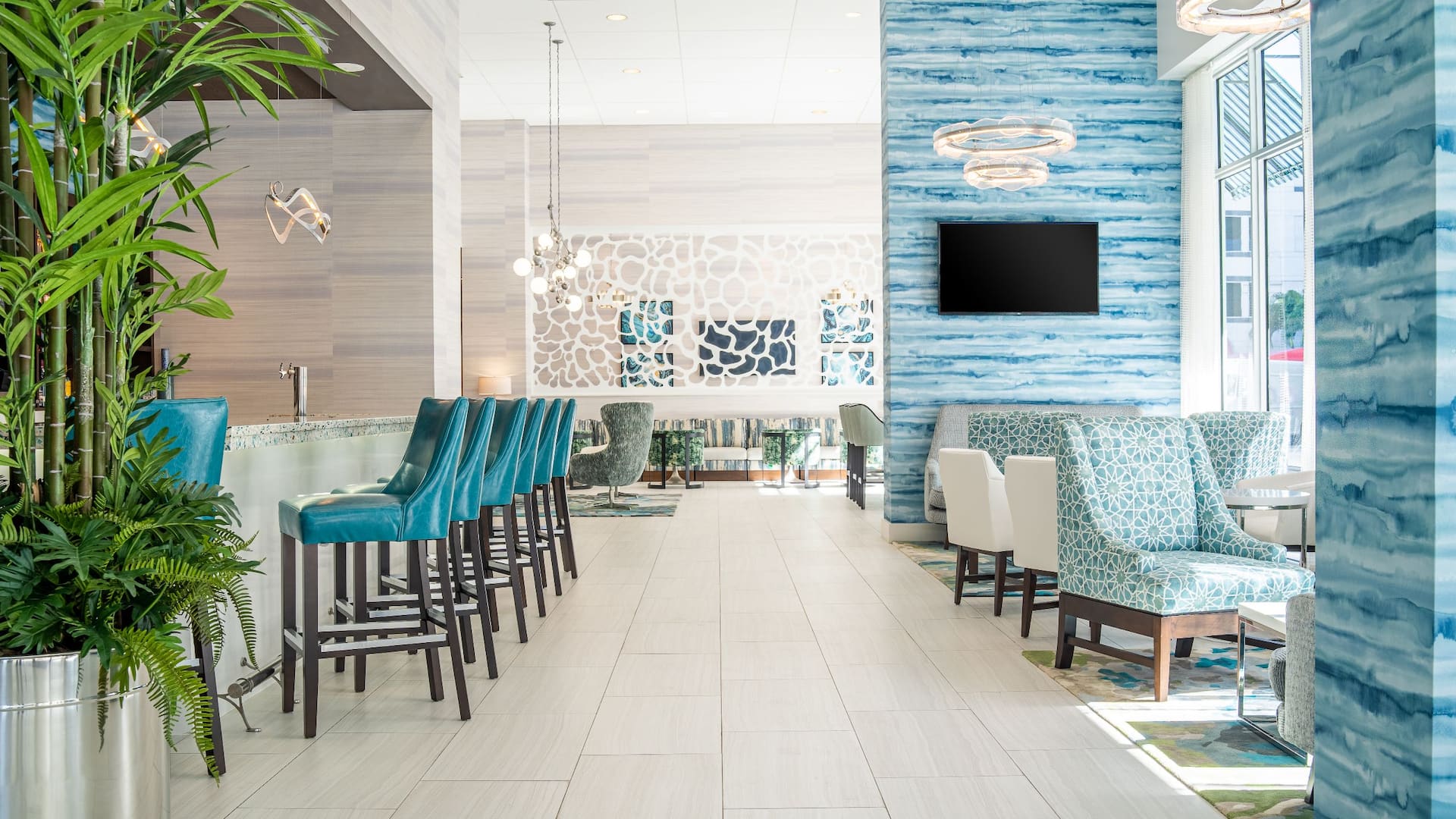 Hyatt Place West Palm Beach/Downtown Bar Lounge Entrance