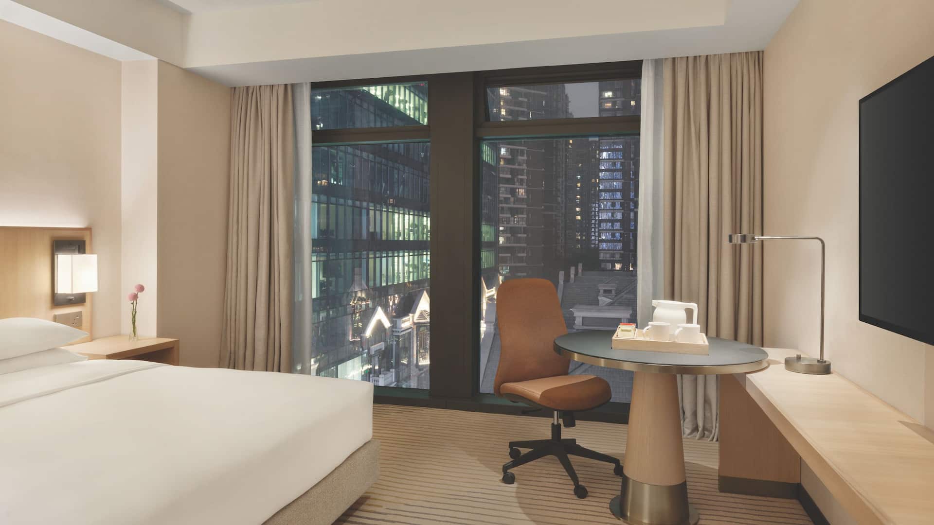 Hyatt Place Chengdu Pebble Walk King Bed w Sofa Bed