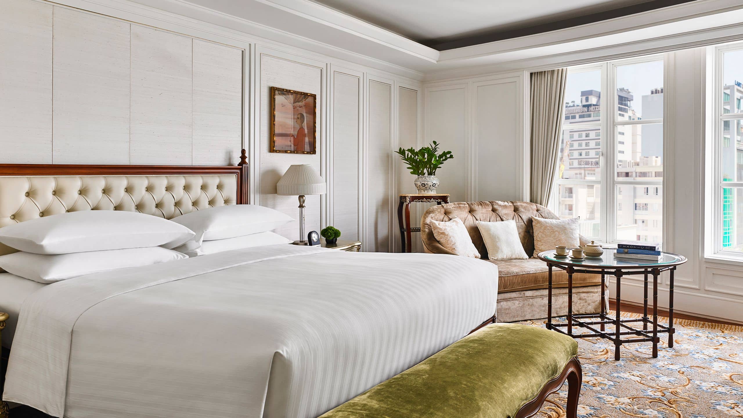 2/5 Park Hyatt Saigon Presidential Suite Bedroom