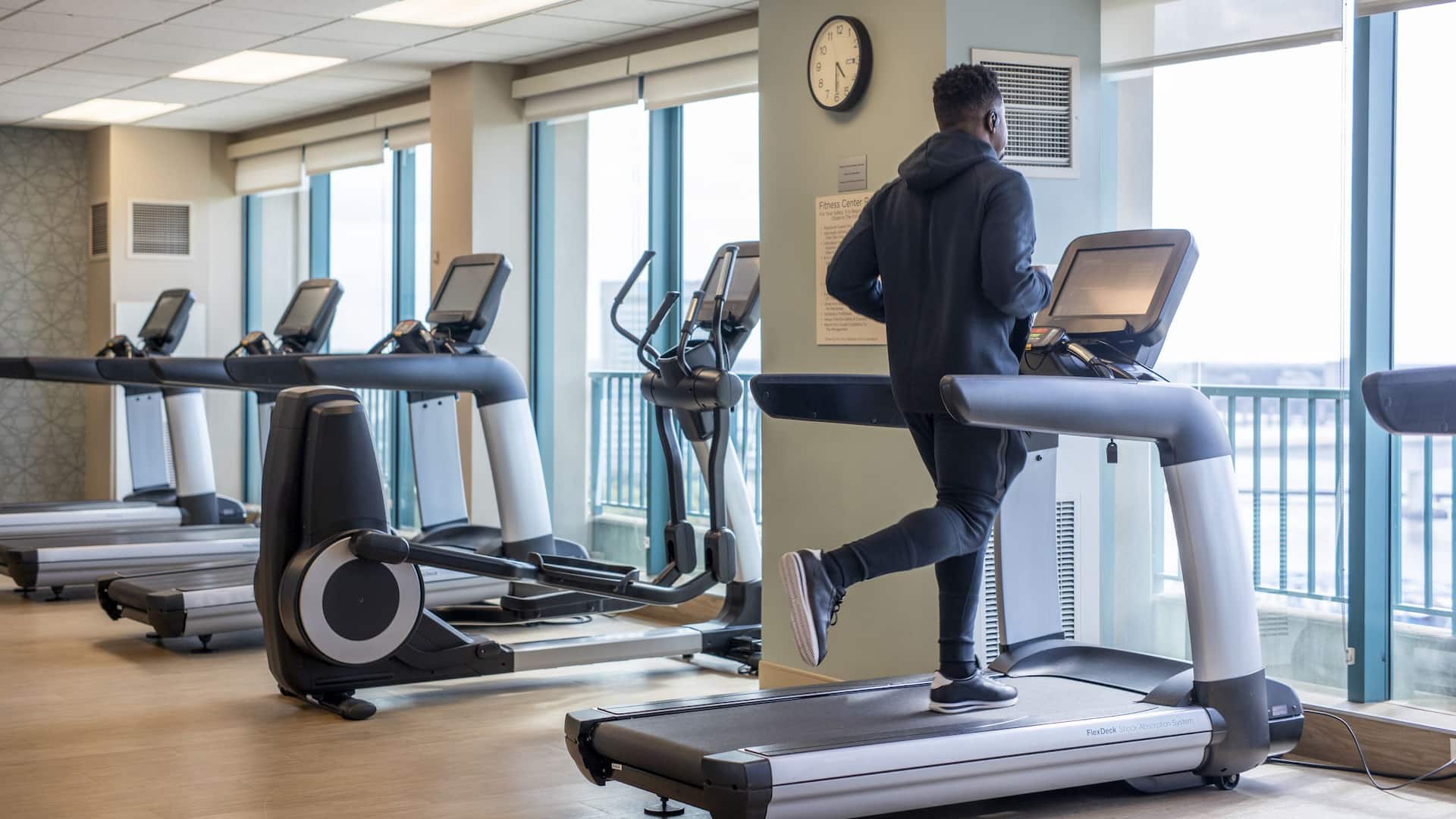 Global GLOBAL_P378 Guest Running on Treadmill