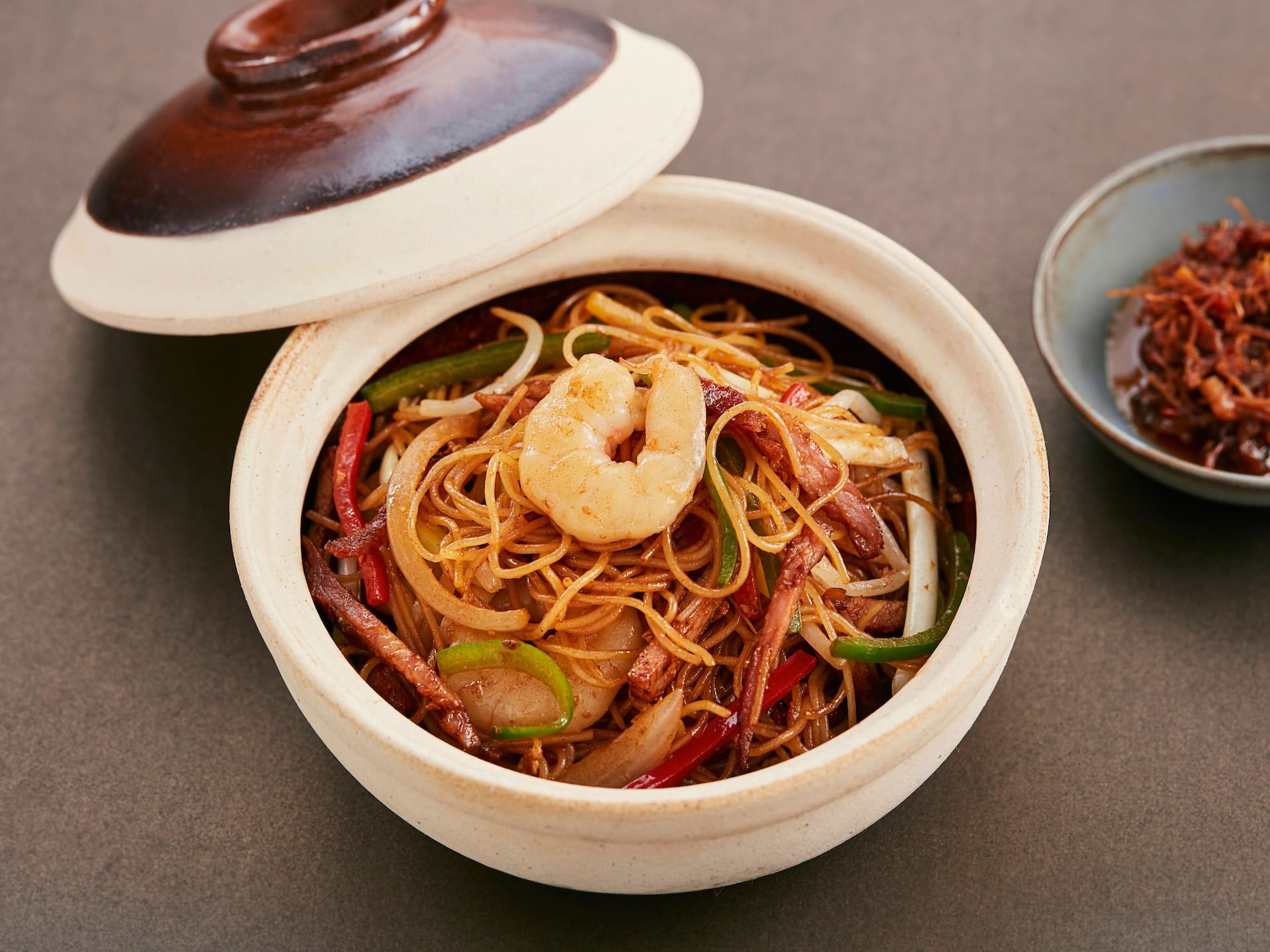 Global GLOBAL_P431 Wok Fried Noodle Seafood Soy Sauce Spring Onion