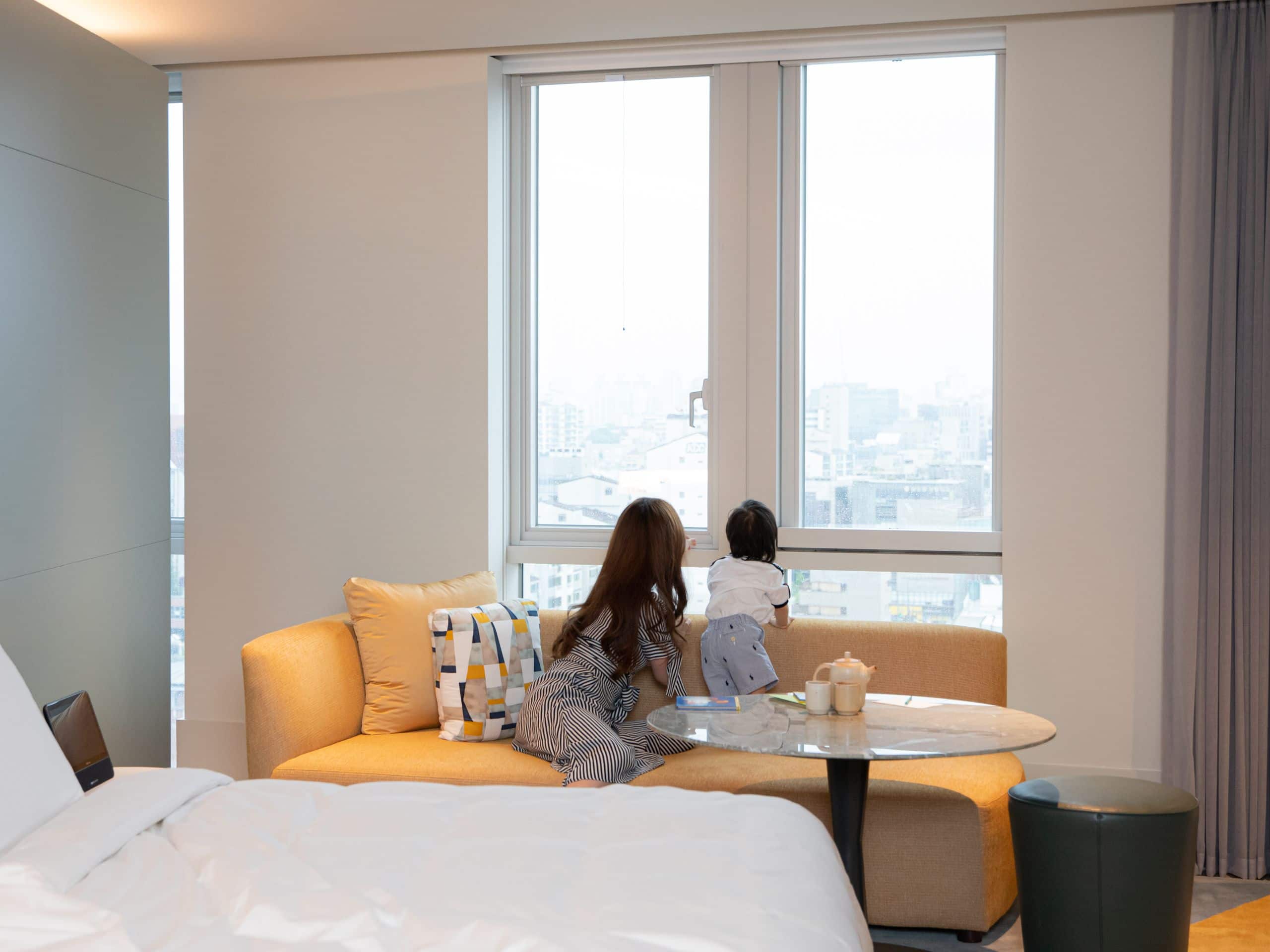 Andaz Seoul Gangnam Deluxe Room with Mother and Son