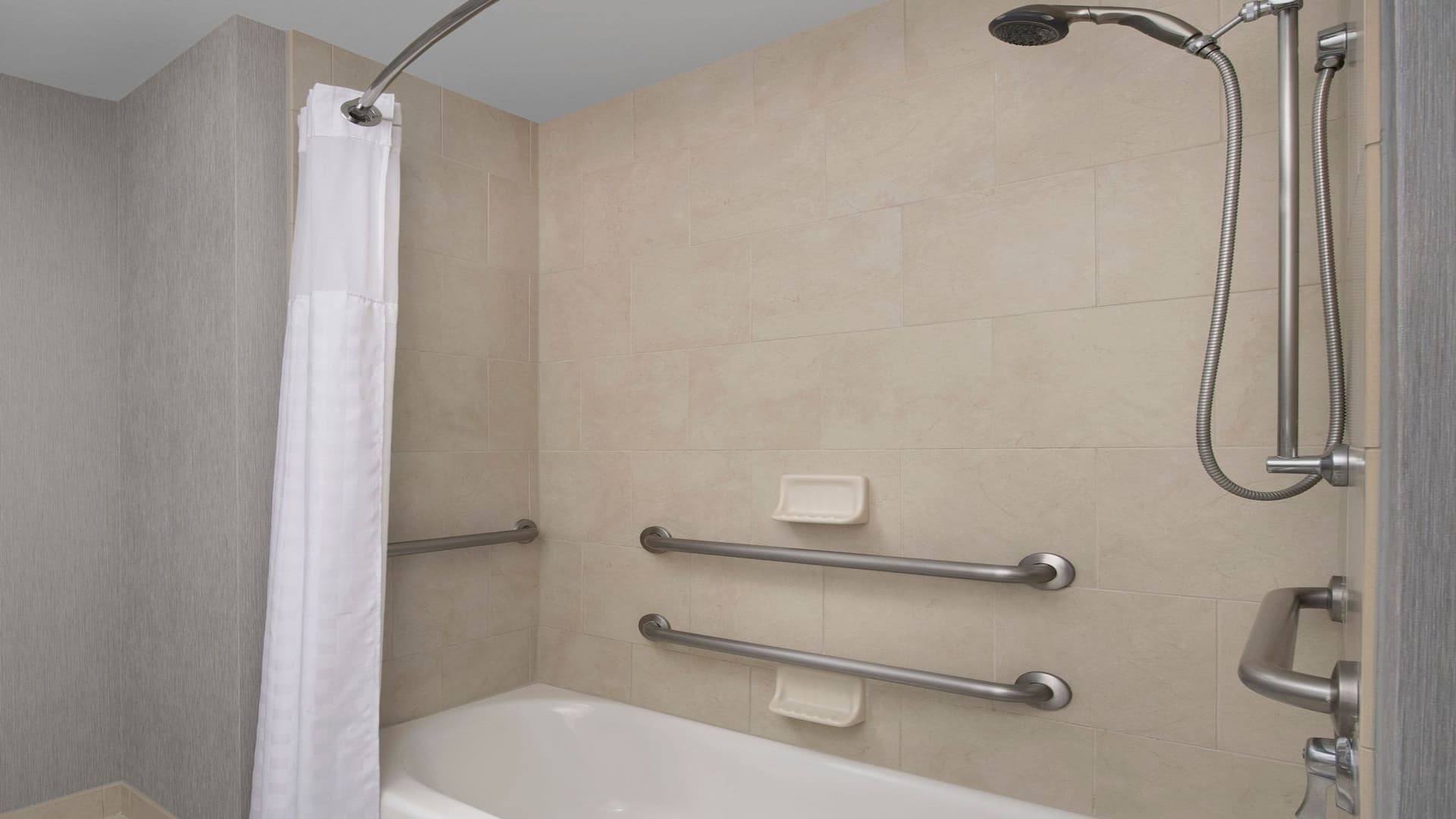 第 3，共 4 Hyatt Place Houston/Sugar Land Accessible Tub