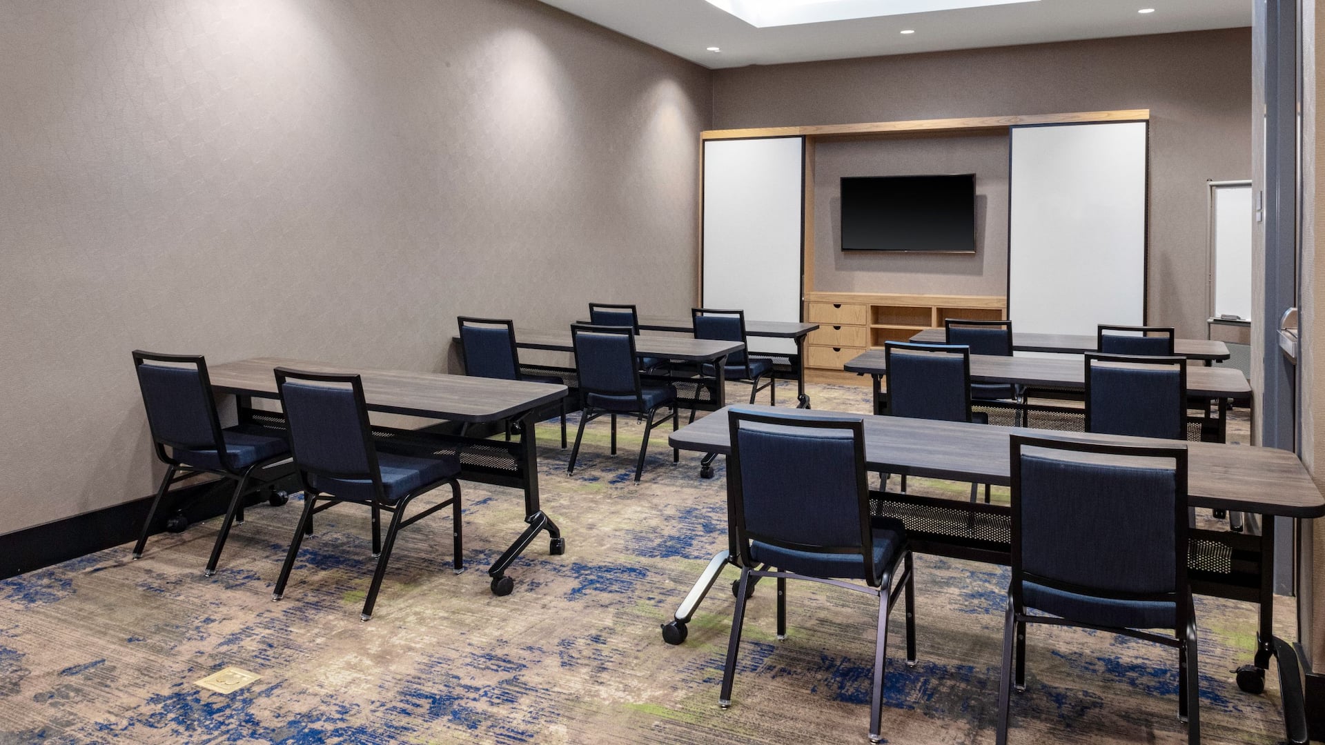 Hyatt House Nashville / Downtown - SoBro Gathering Room