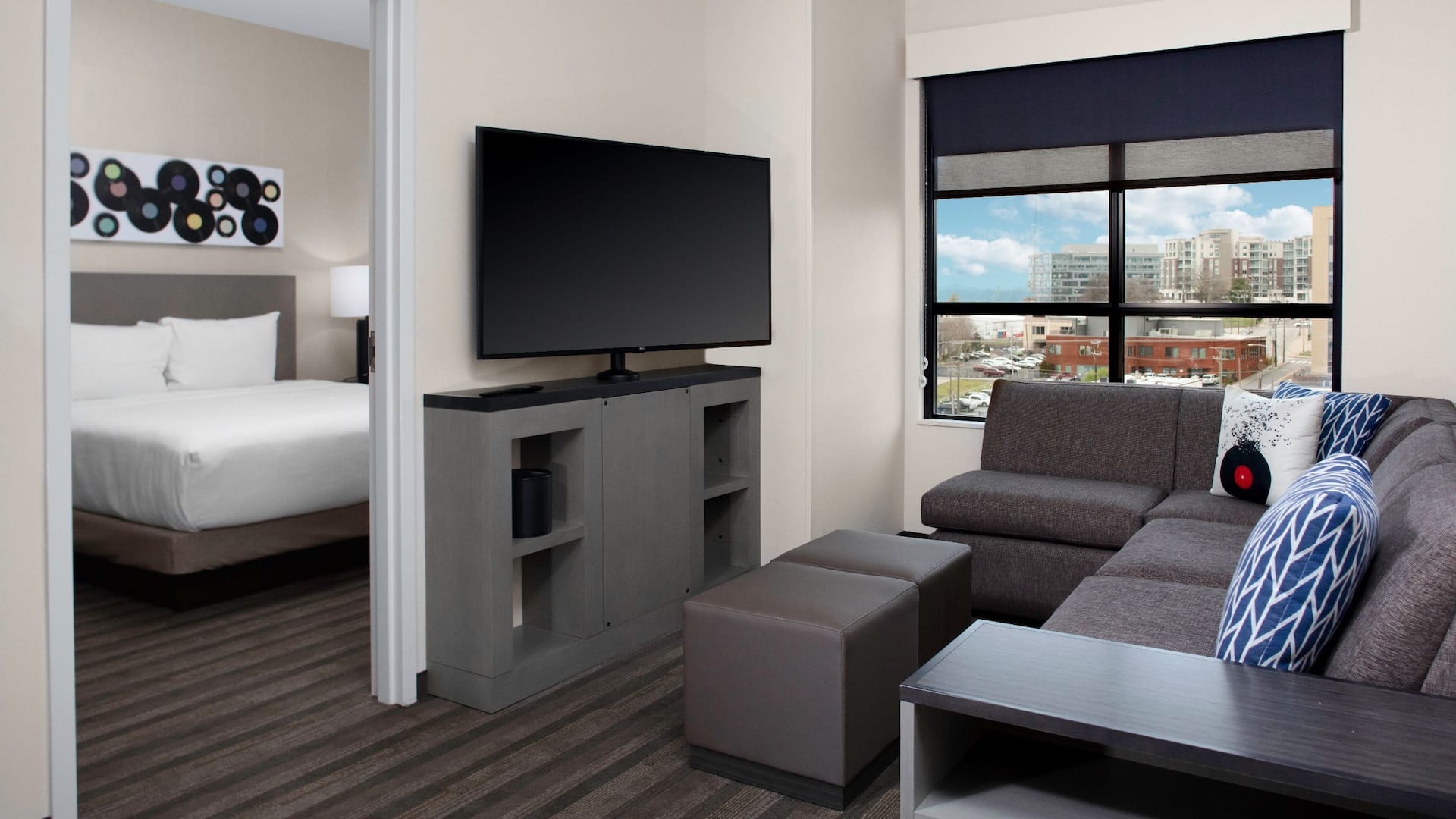 Hyatt House Nashville / Downtown - SoBro Suite Living Bedroom