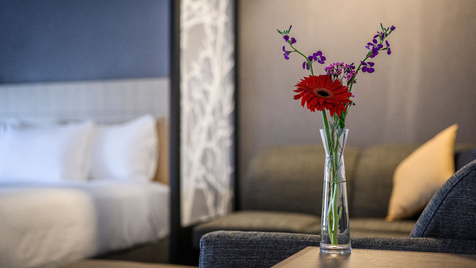 Hyatt Place Indianapolis / Fishers Room Detail