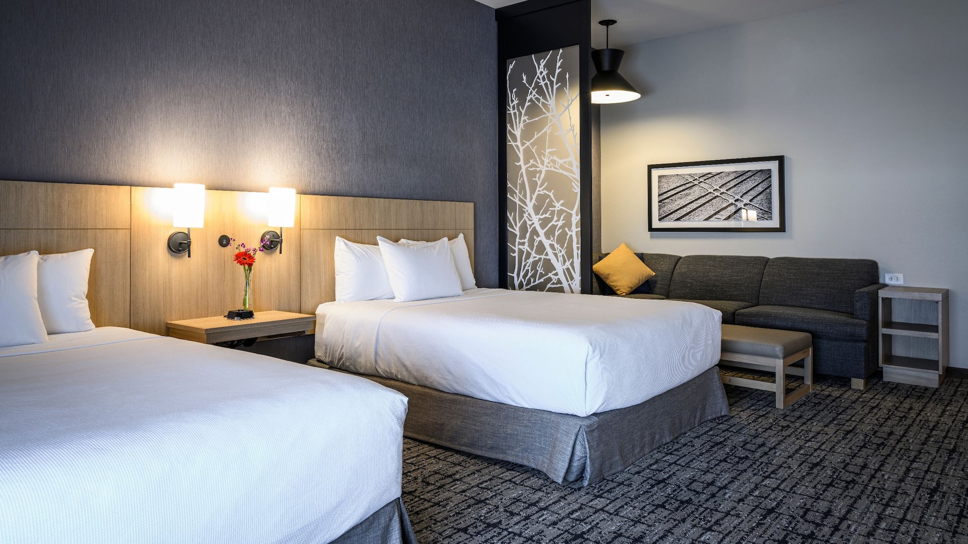 Hyatt Place Indianapolis / Fishers Two Queen Guestroom