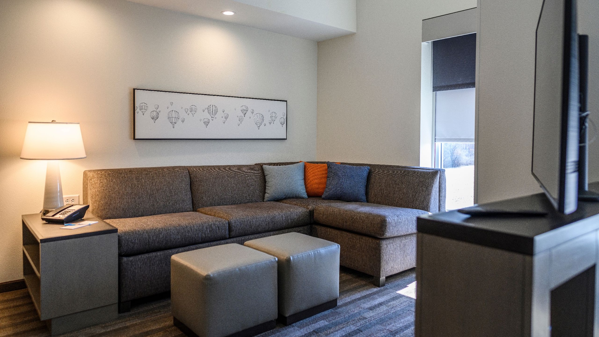 Hyatt House Indianapolis / Fishers Studio Living Area