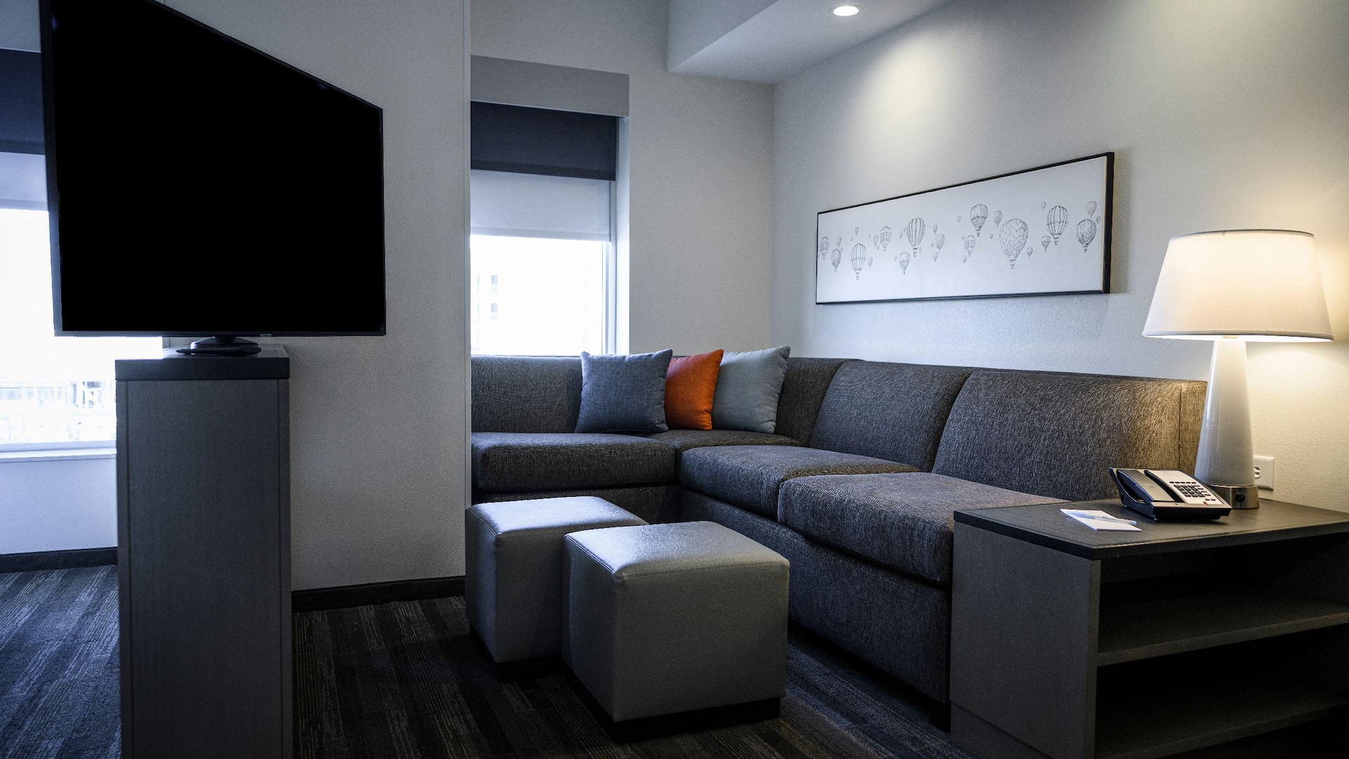 Hyatt House Indianapolis / Fishers Studio Living Area