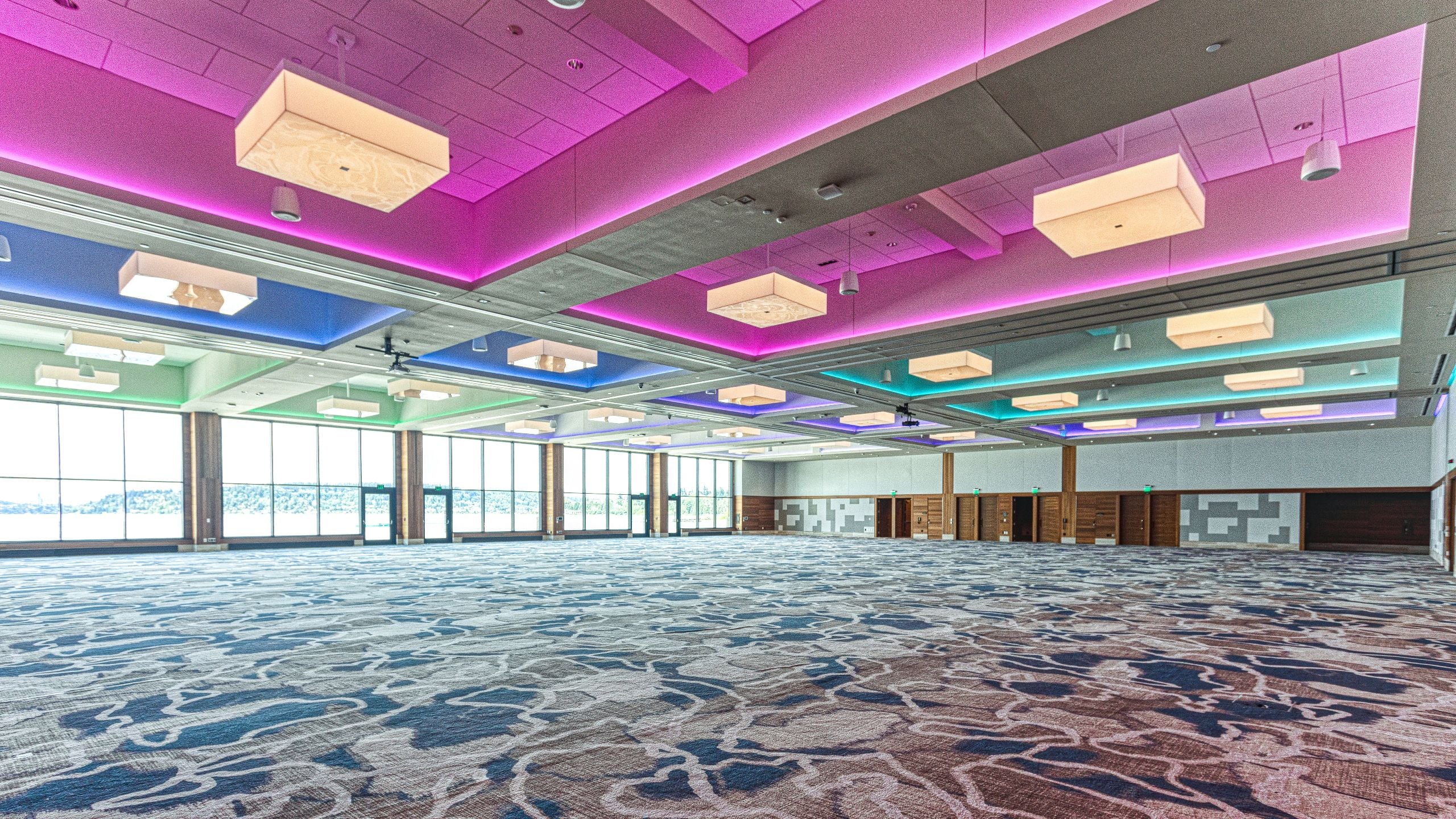 Hyatt Regency Lake Washington at Seattle's Southport Grand Ballroom Red