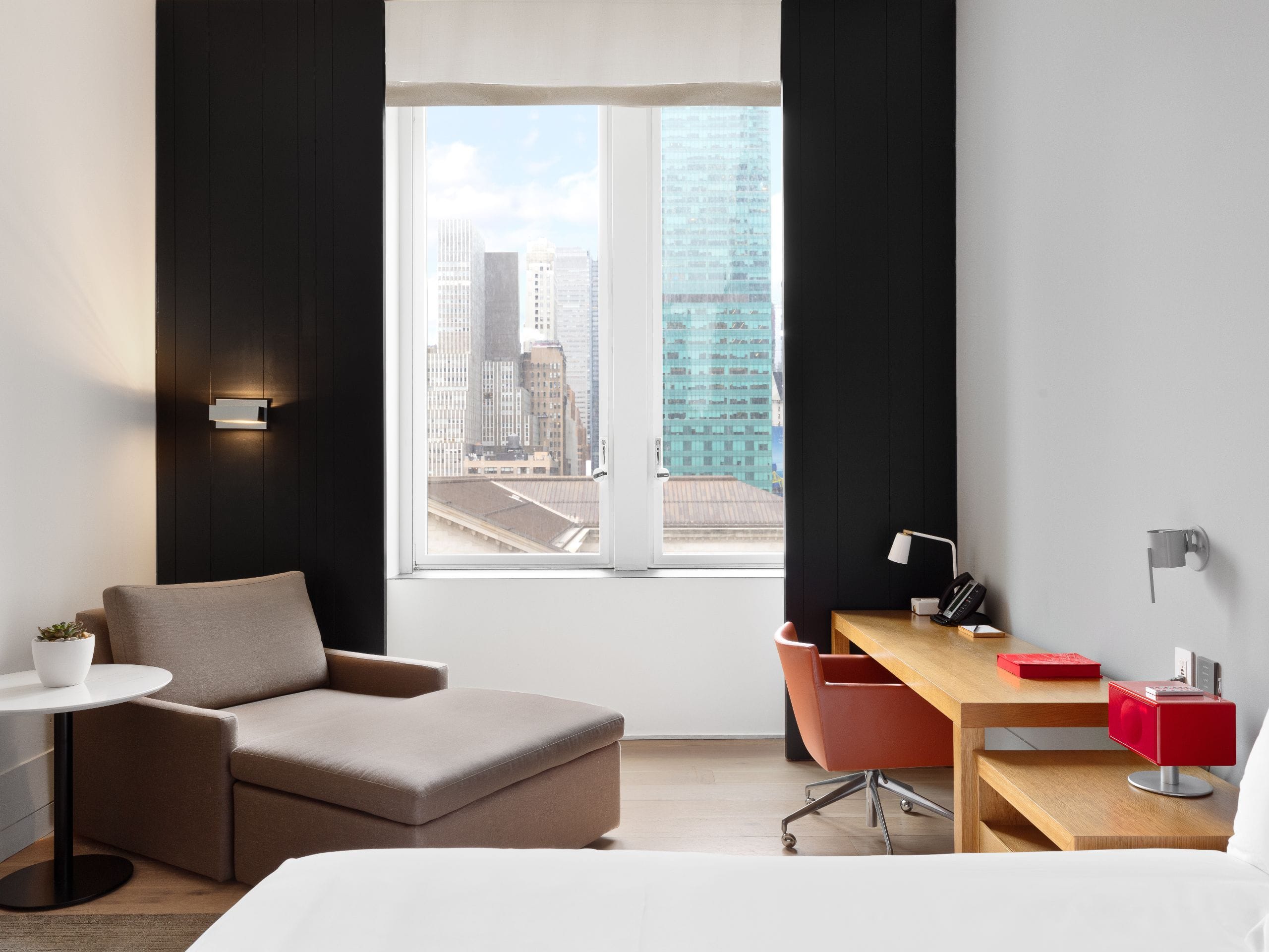 Andaz 5th Avenue King Bed Deluxe City View