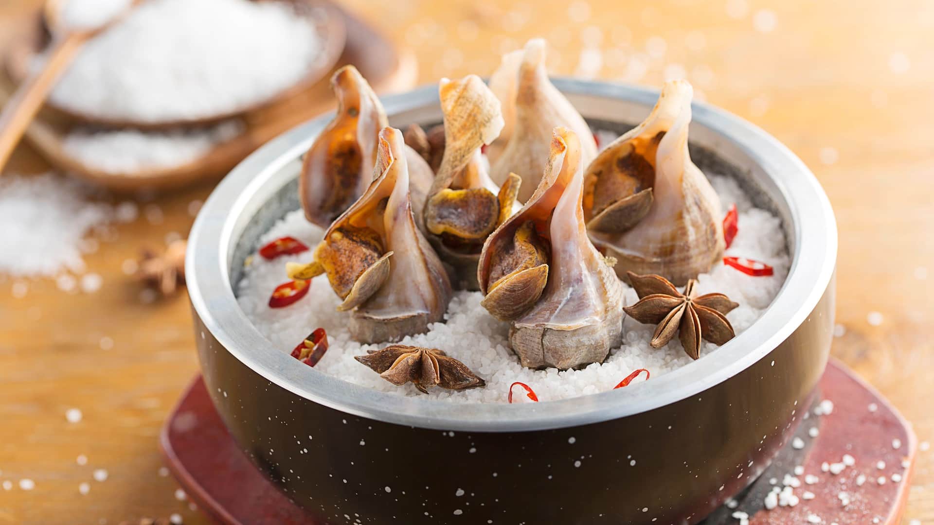 Grand Hyatt Dalian The Smoke House House Whelk