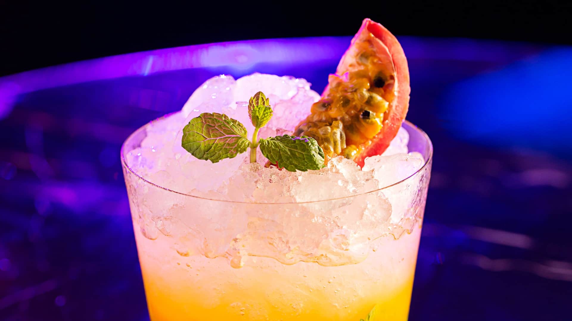Grand Hyatt Dalian VIVA Cocktail Passion Fruit Mojito