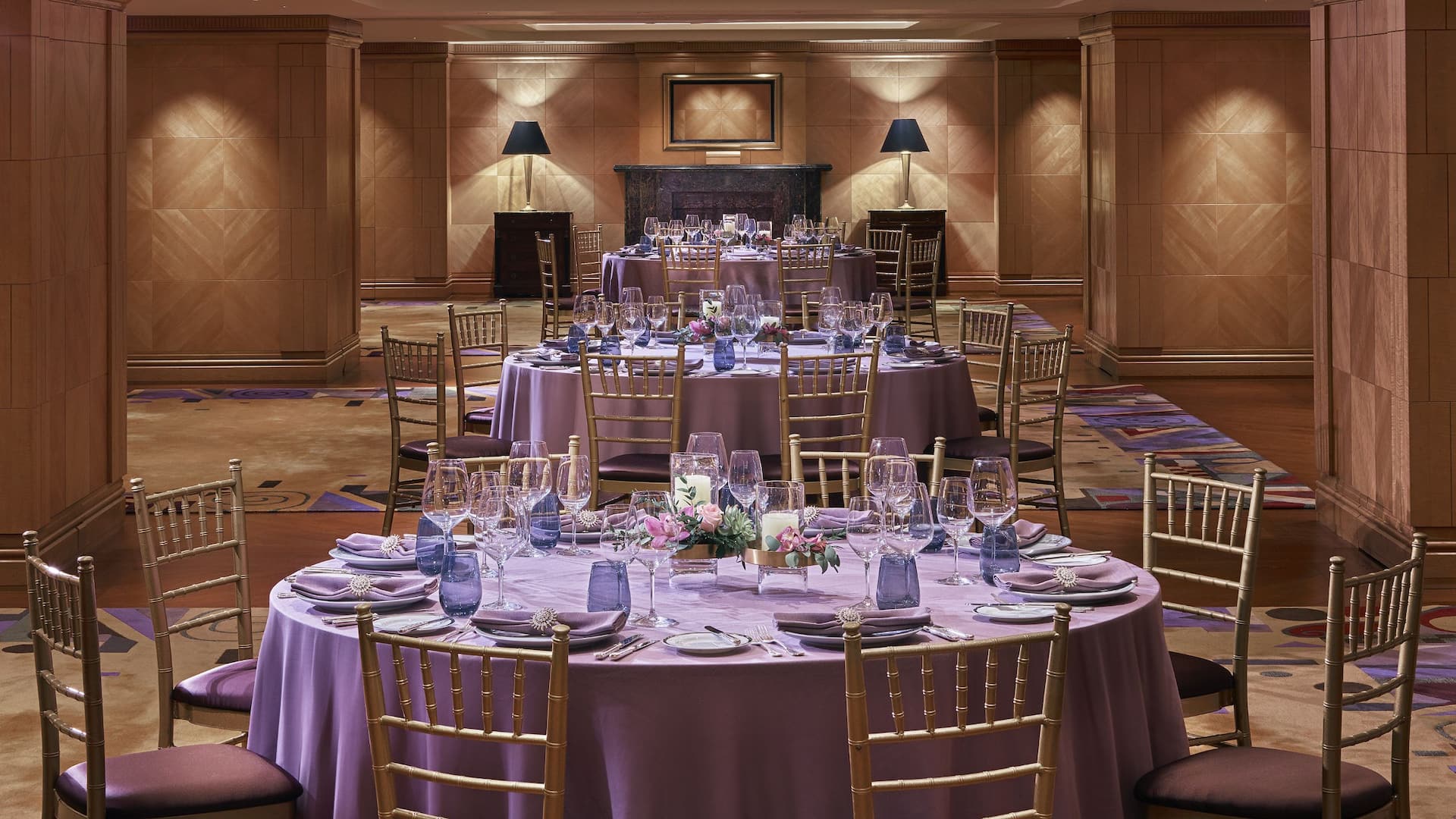 6 of 8 Grand Hyatt Hong Kong Salon