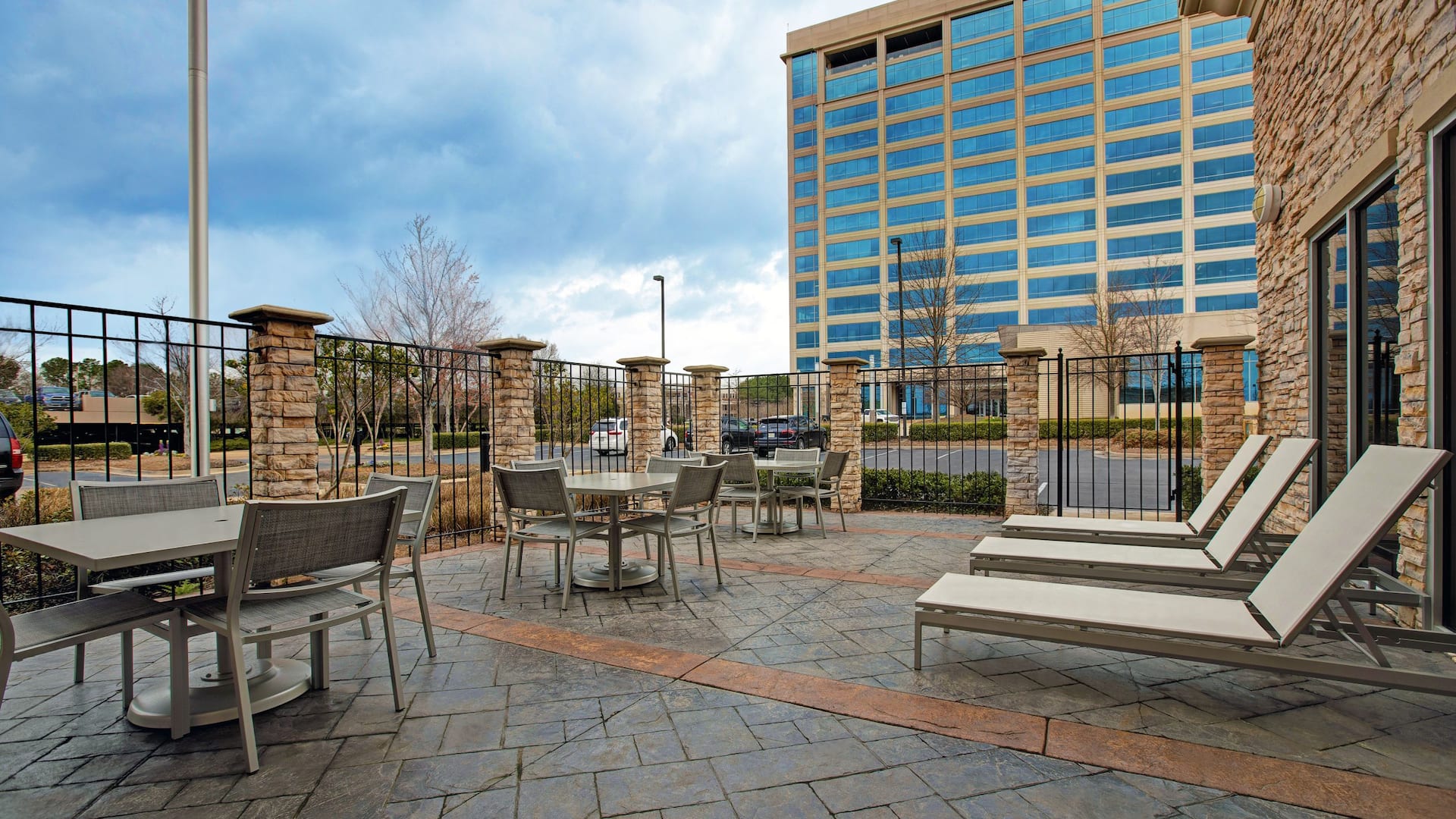 Hyatt Place Jackson/Ridgeland Pool Deck