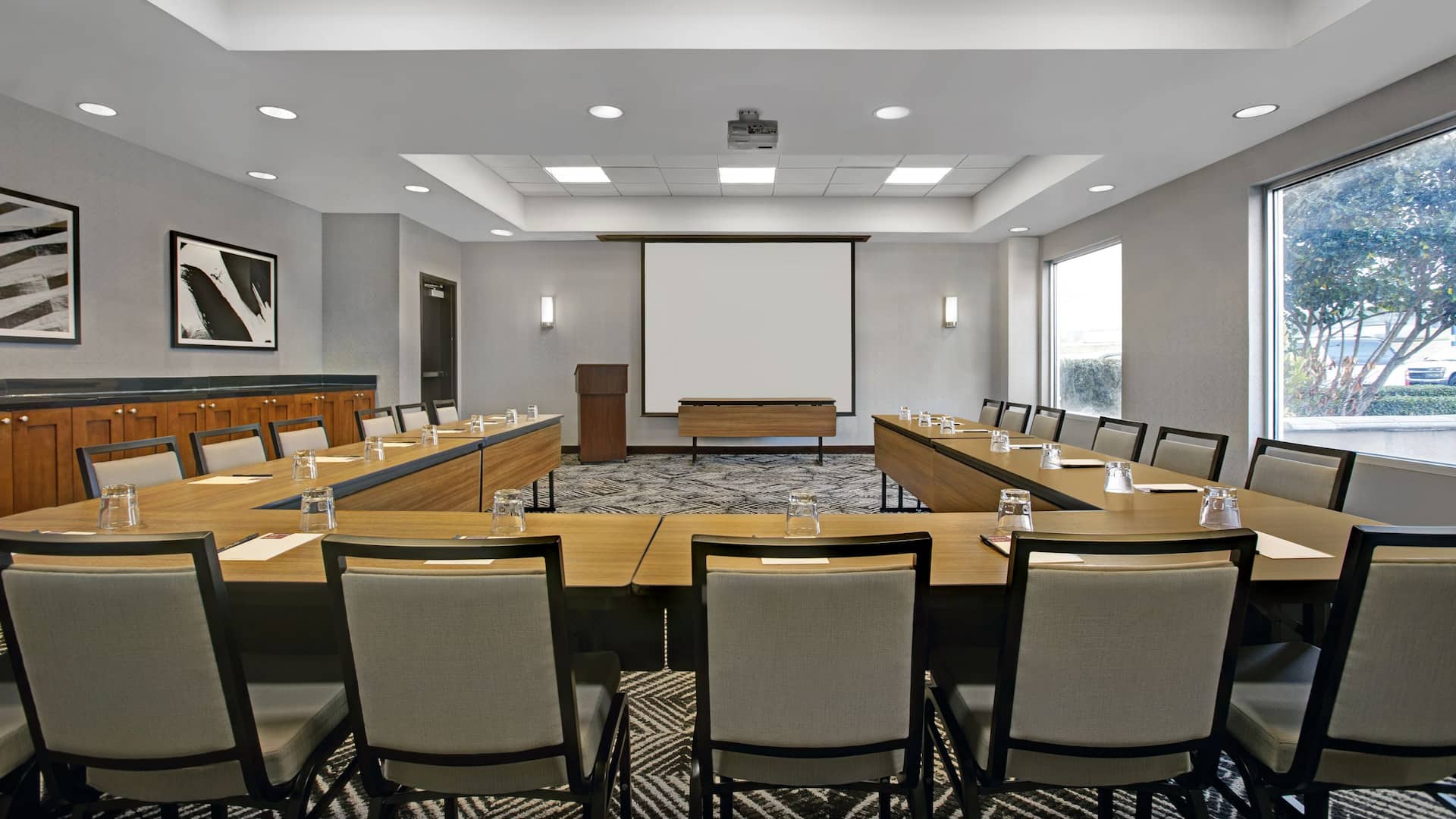 1 of 1 Hyatt Place Jackson/Ridgeland Meeting Space