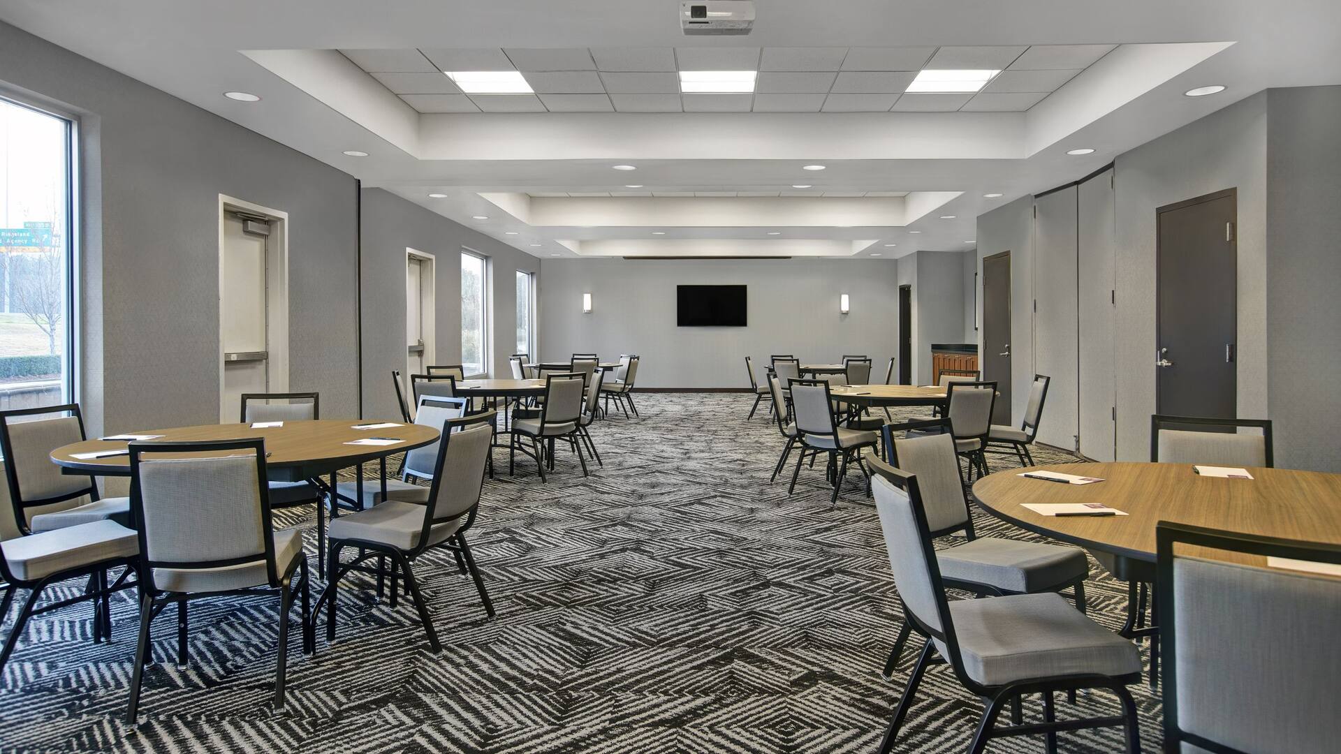 Hyatt Place Jackson/Ridgeland Meeting Space Rounds