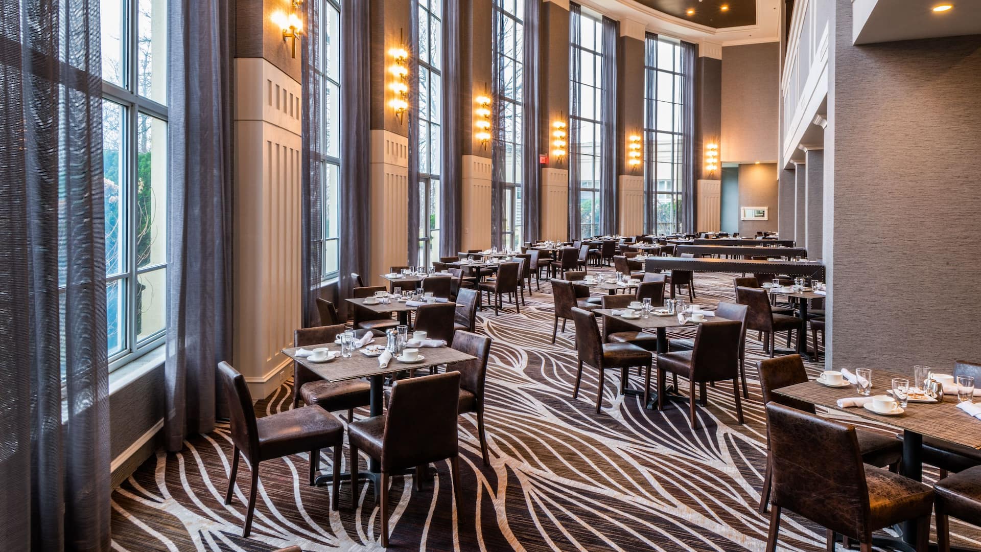 Hyatt Regency Long Island Breakfast Terrace