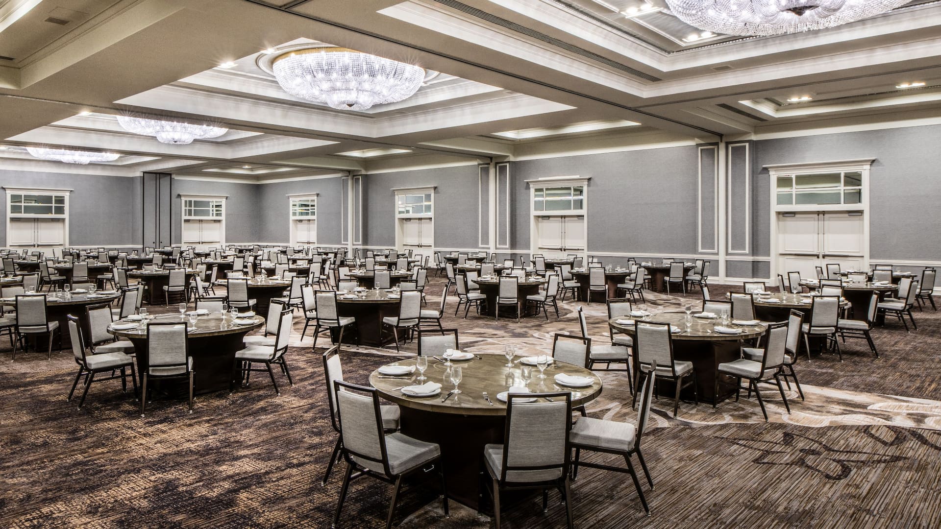 Hyatt Regency Long Island Social Ballroom