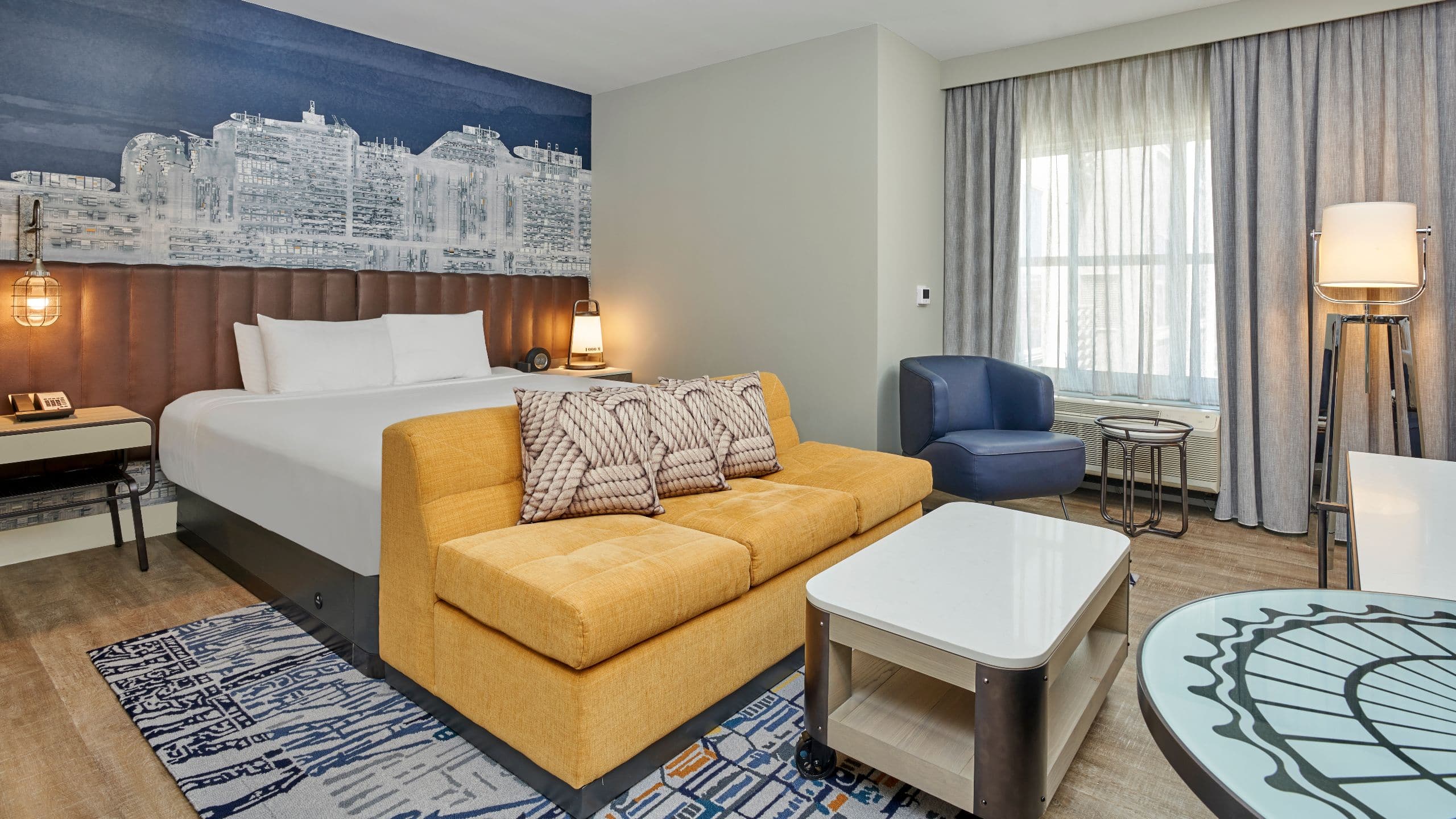 Hyatt Centric The Pike Long Beach One King Bedroom