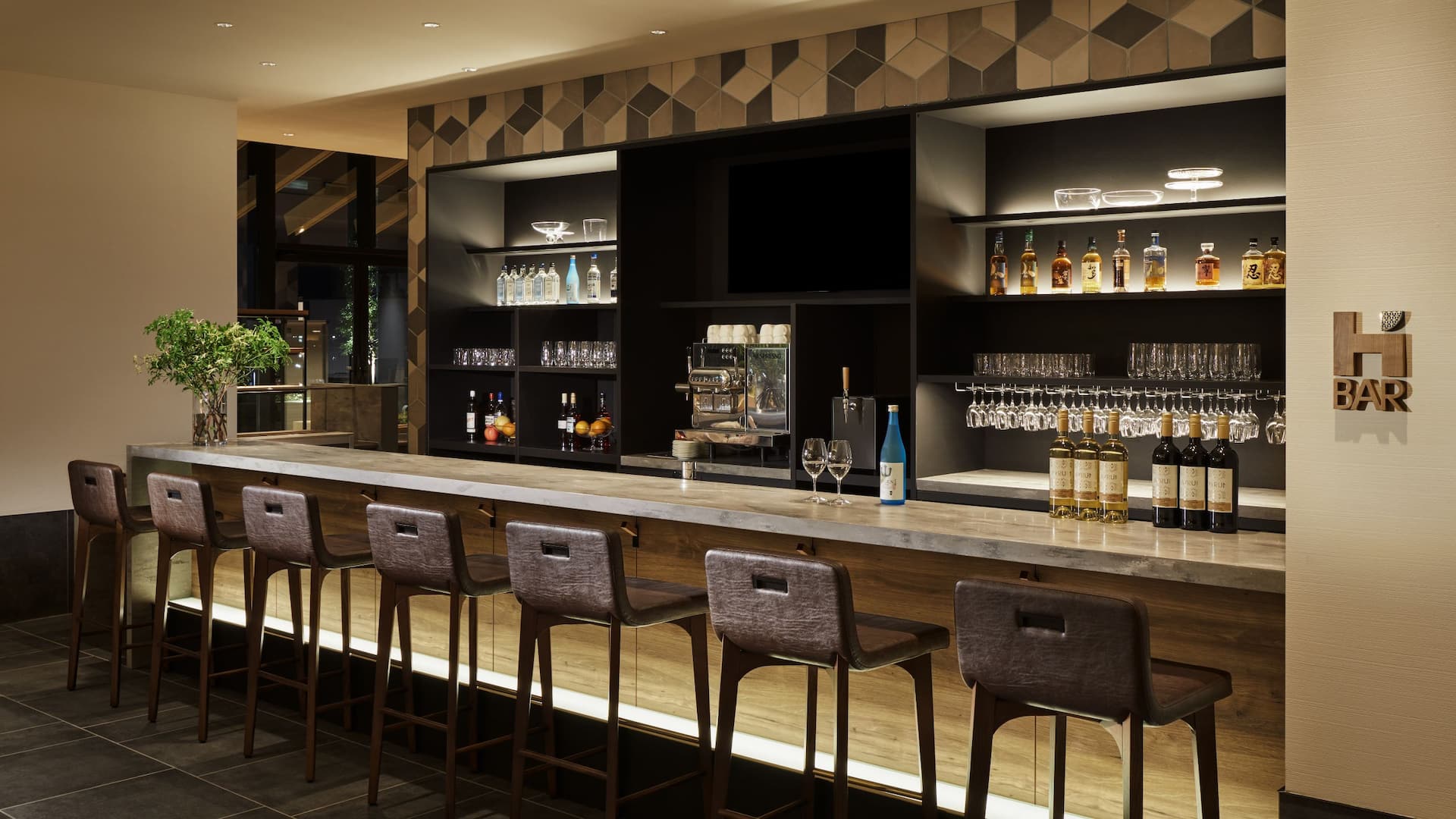 Hyatt House Kanazawa H Bar Night