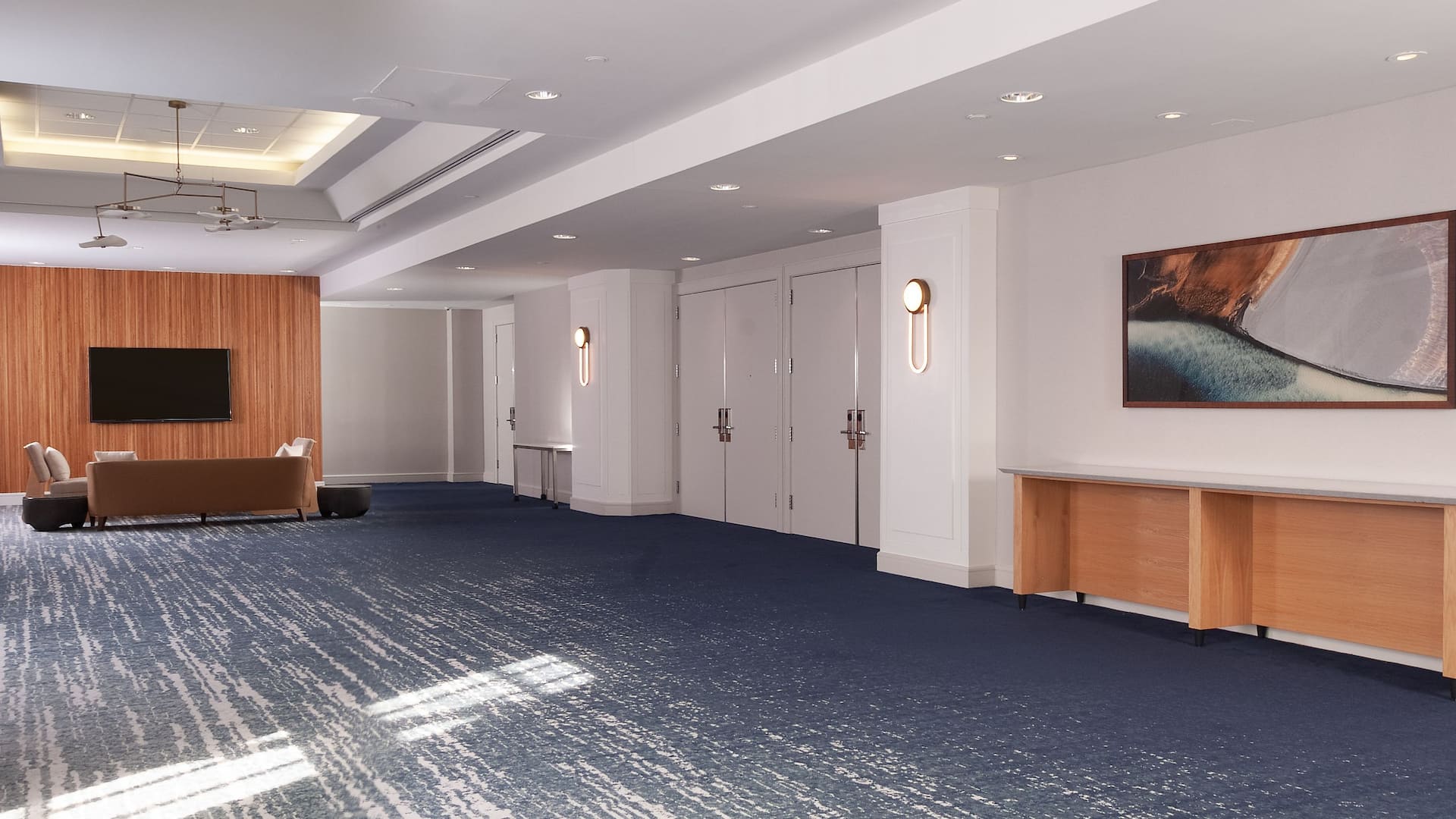 3 of 3 Hyatt Regency Greenwich Regency Foyer