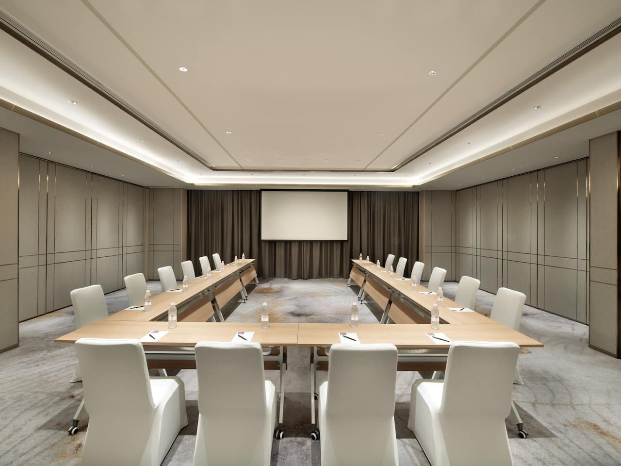b2b meeting group