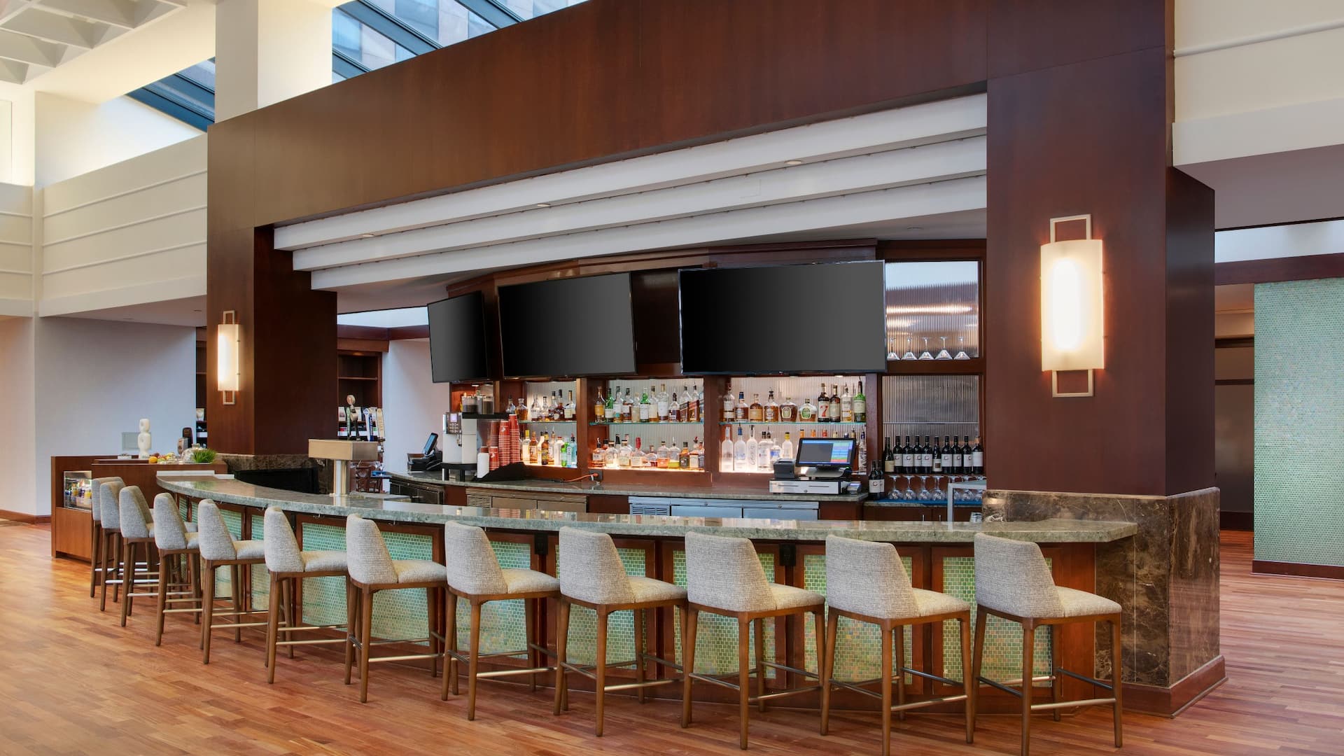 Hyatt Regency Dulles 2300 Dulles Corner Blvd Herndon Va 20171 Inviting Herndon Restaurants Near Dulles International Airport | Hyatt