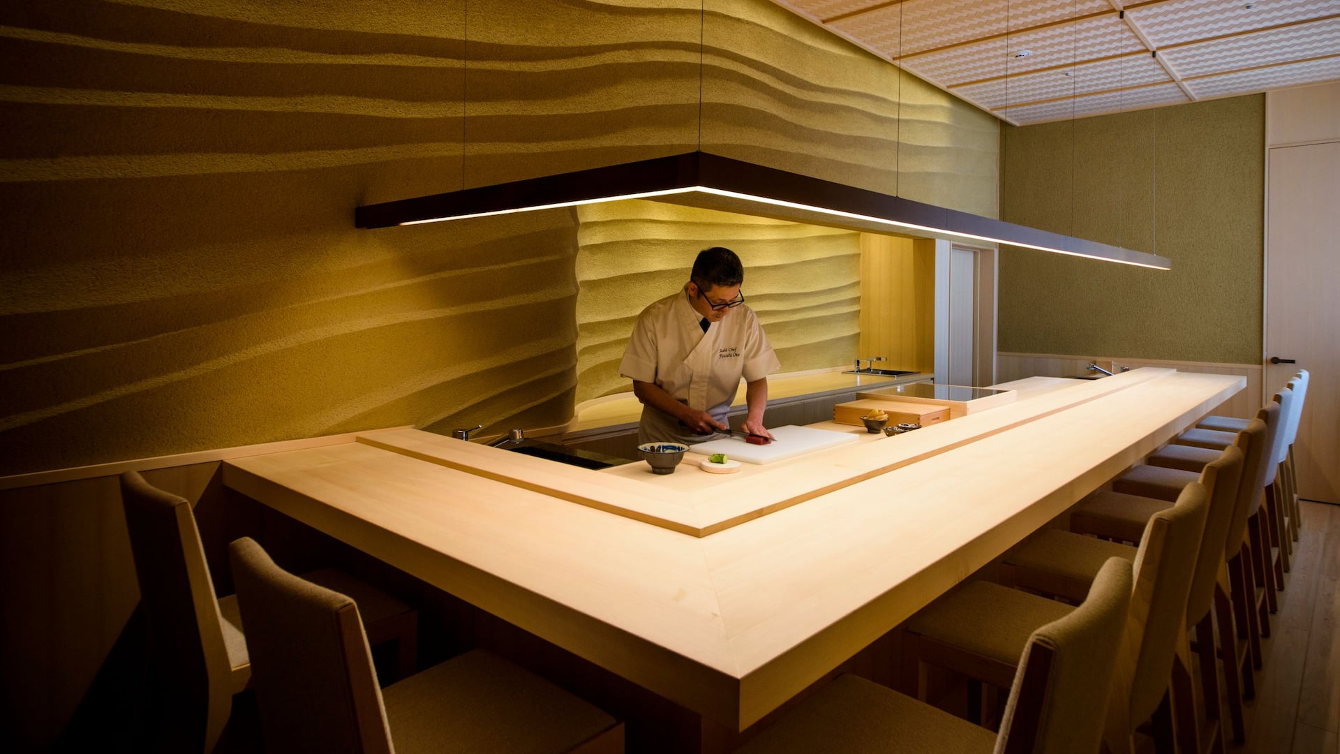  Hyatt Regency Seragaki Okinawa Shirakachi Sushi  Sushi Counter