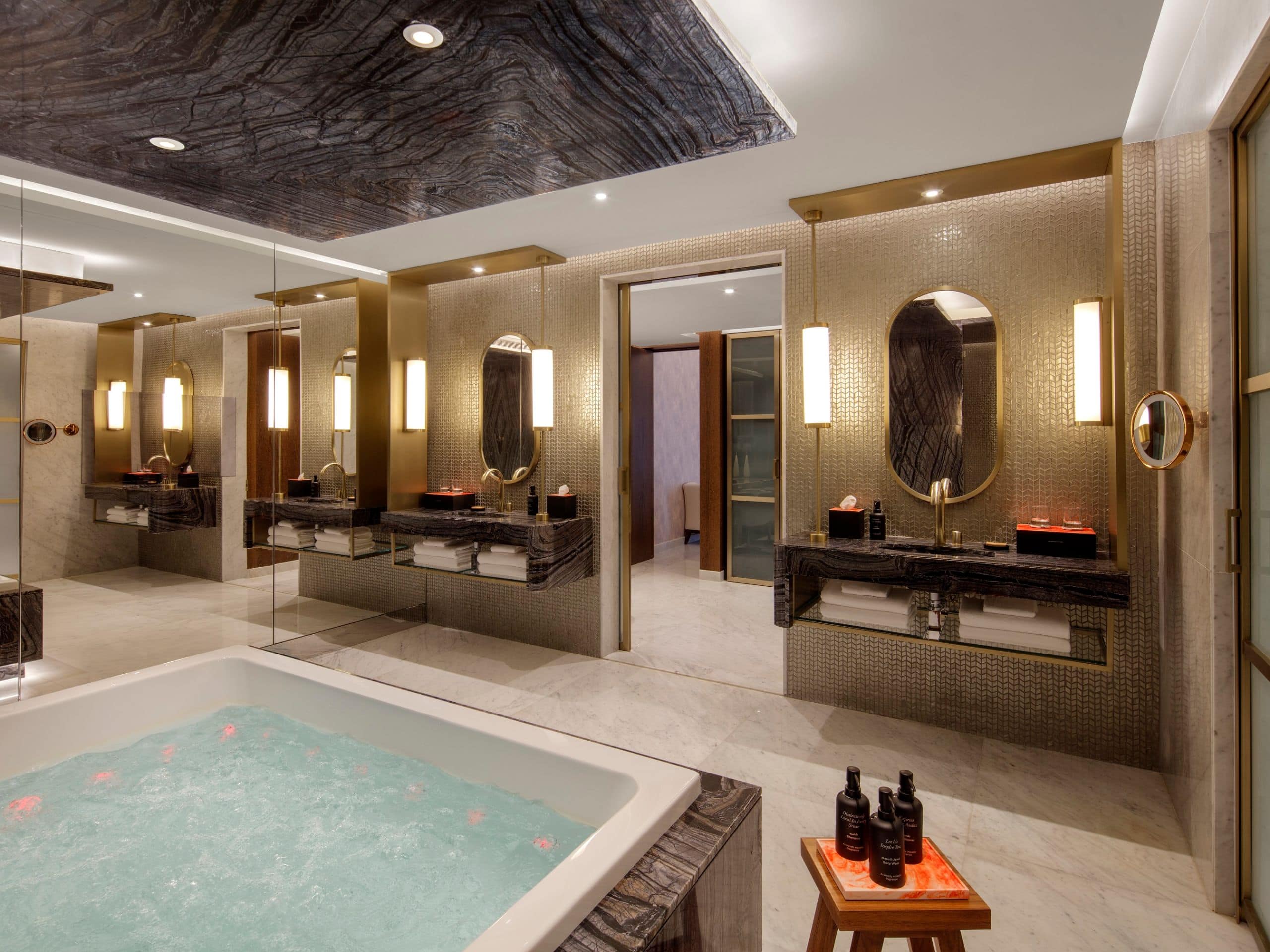 Andaz Dubai The Palm Royal Suite Bathroom