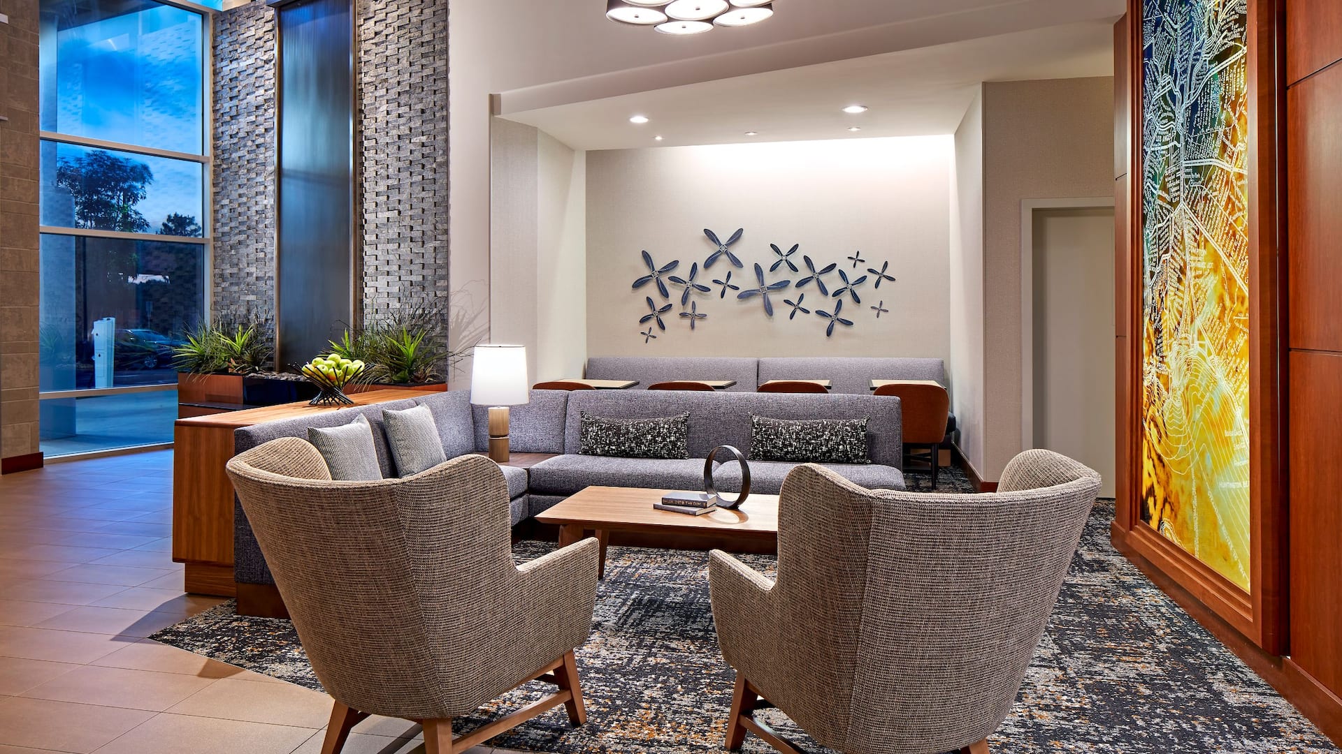 Hyatt Place Los Angeles/LAX/El Segundo Lobby Seating