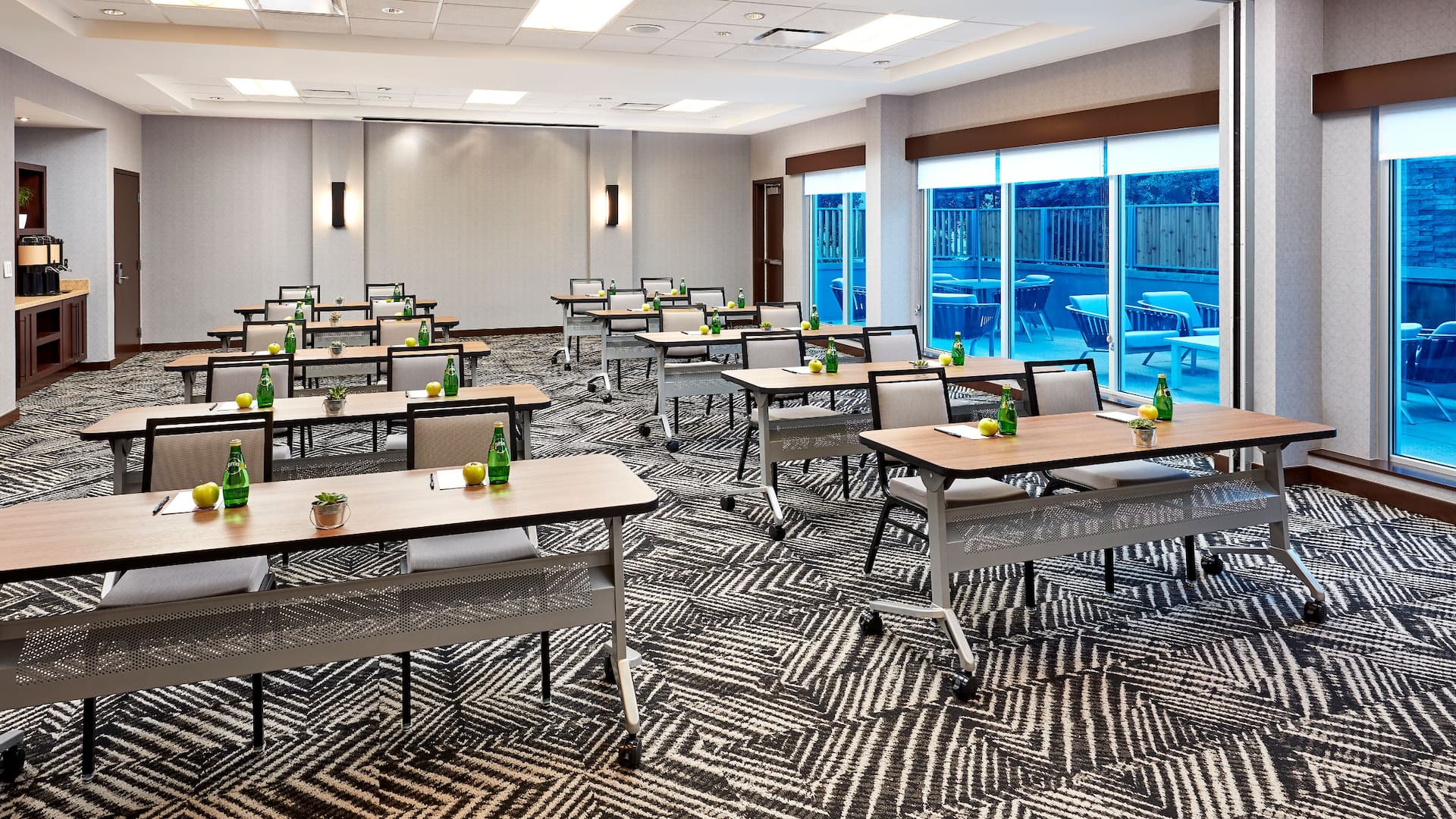 Hyatt Place Los Angeles/LAX/El Segundo Oaks Boardroom