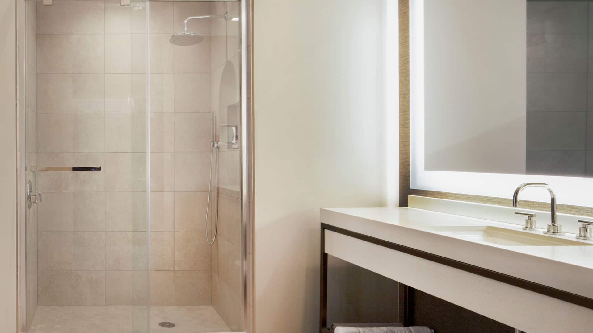 3/4 Hyatt Regency Frisco - Dallas Standard King Bathroom