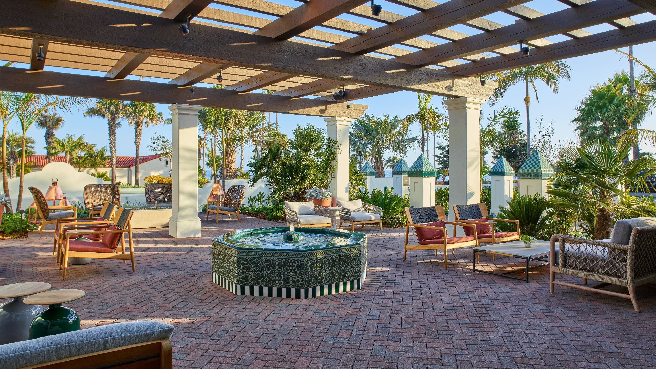 Mar Monte Hotel Oceanfront Terrace
