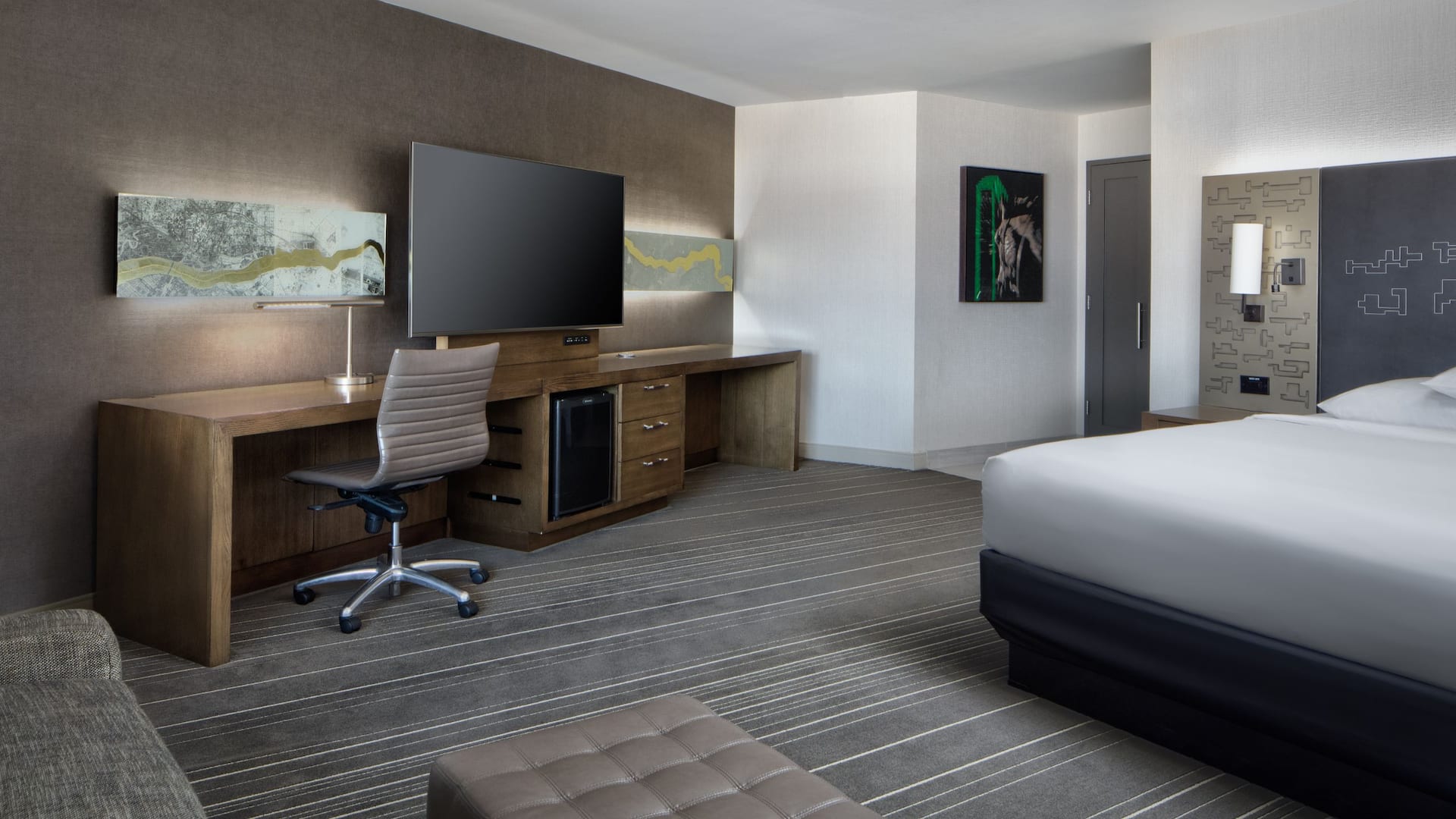 1/3 Hyatt Regency Dallas Executive King