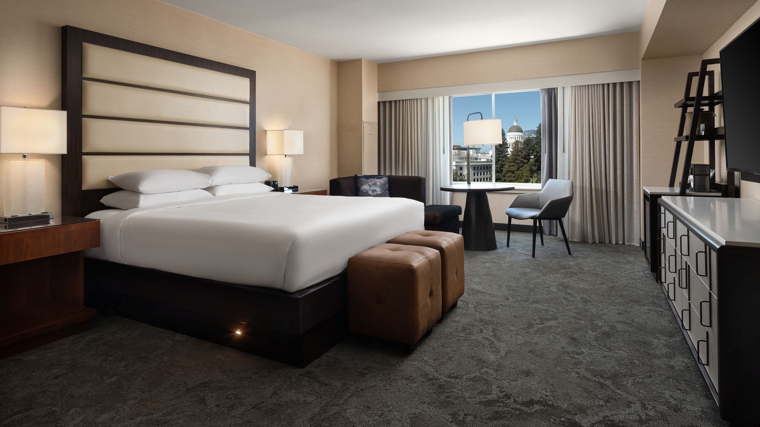 King Room Capitol View Hyatt Regency Sacramento