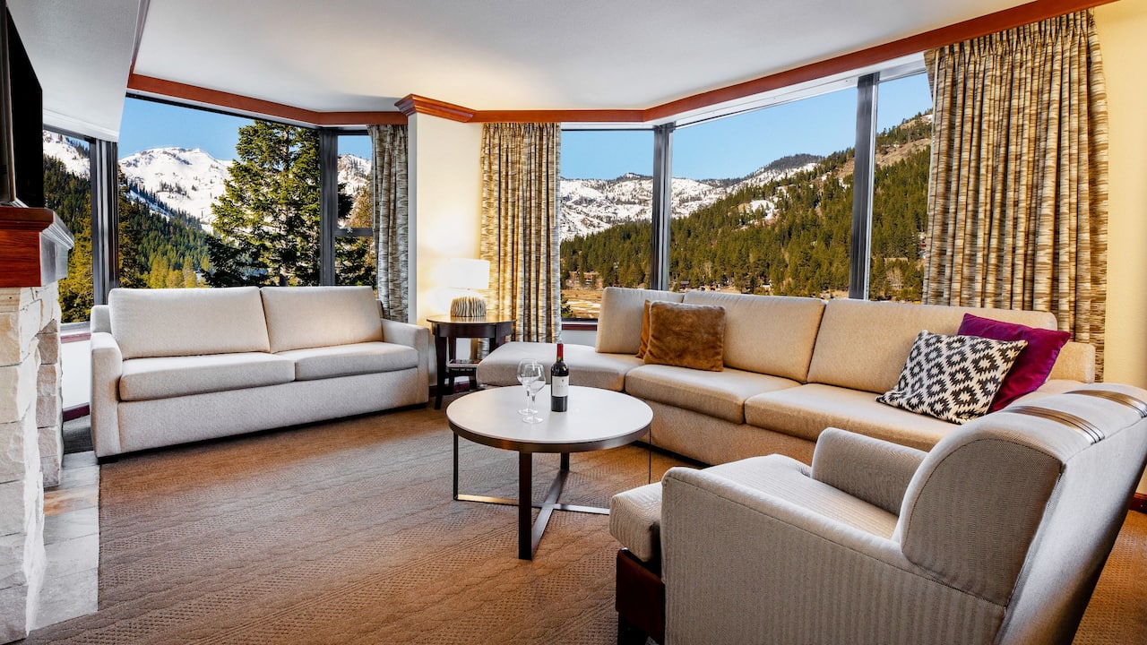 Deluxe Fireplace Suite Valley View Living Area and View