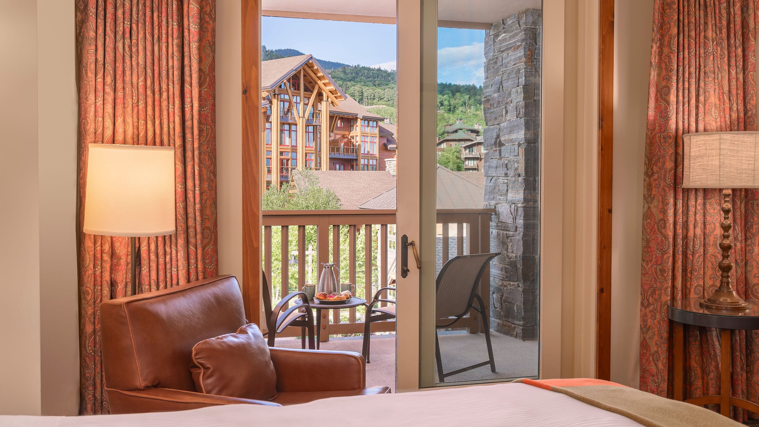 2 из 5 The Lodge at Spruce Peak Timberline Suite View