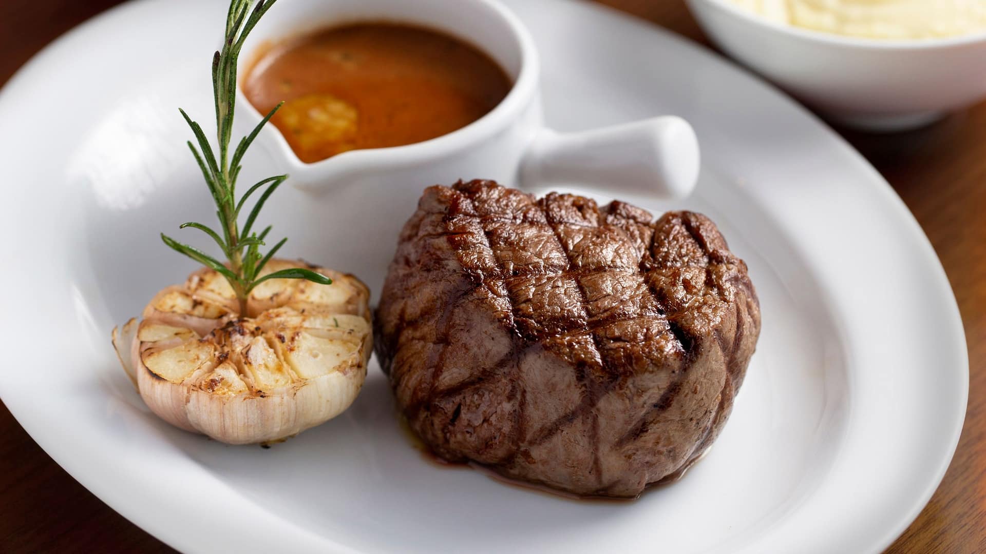 Grand Hyatt Macau Lobby Lounge Beef