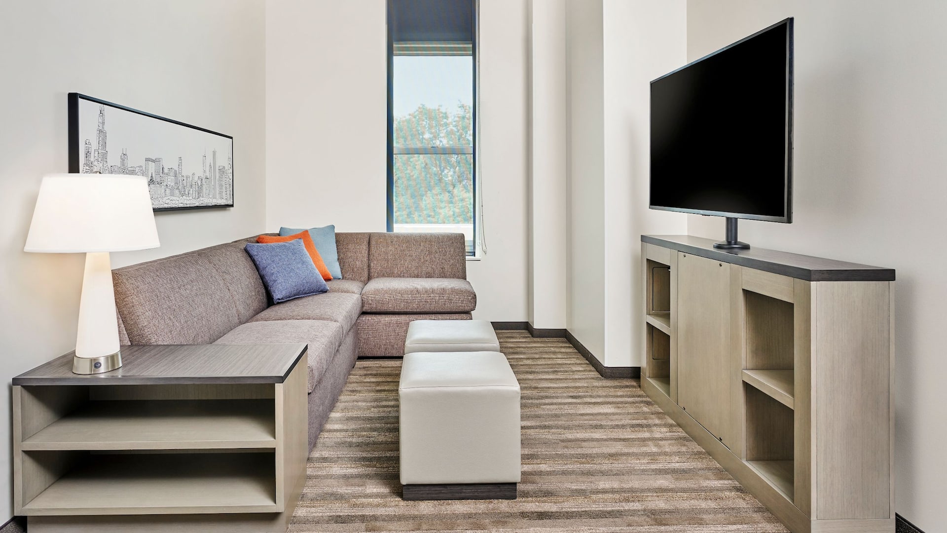 Hyatt House Chicago - Medical / University District Living Area