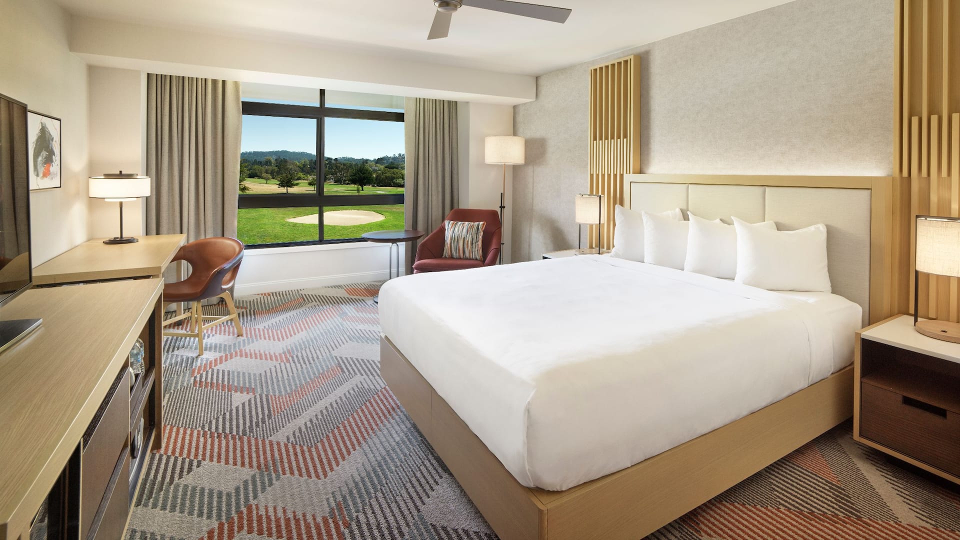 1 de 3 Hyatt Regency Monterey Hotel and Spa on Del Monte Golf Course Golf View Window King